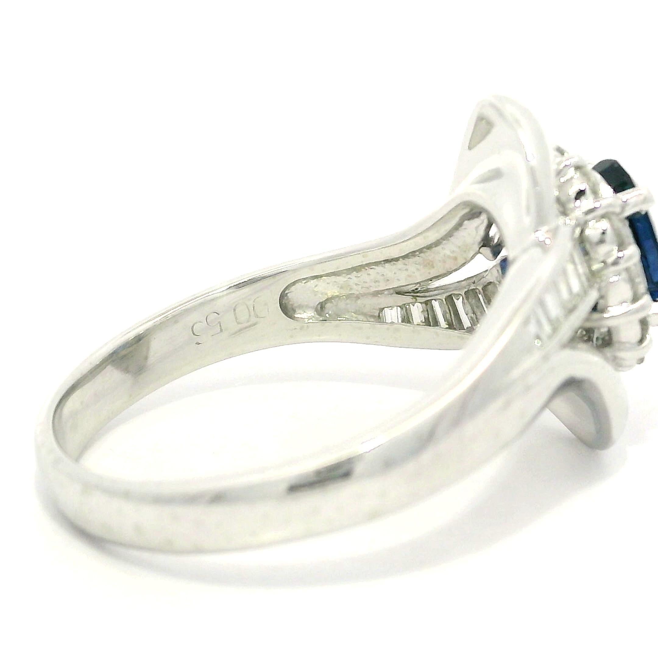Well Made Solid Platin 1,61ctw Oval Blauer Saphir w / Diamant Cocktail-Ring im Angebot 5