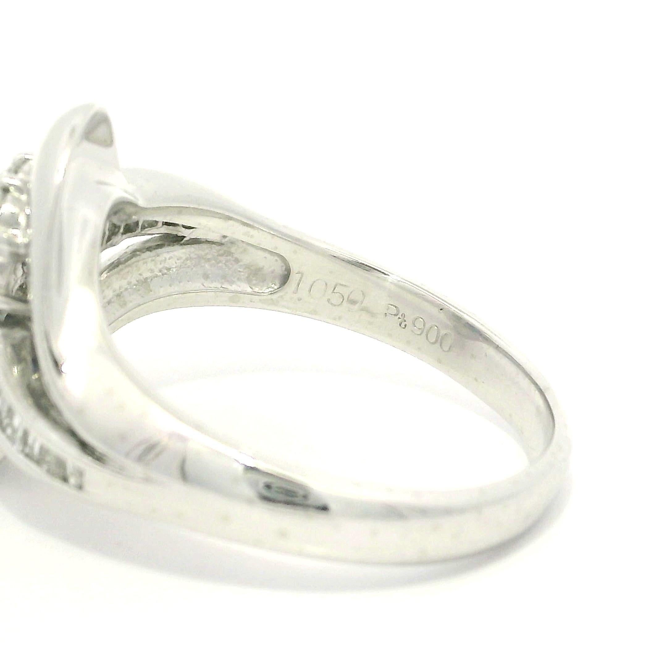 Well Made Solid Platin 1,61ctw Oval Blauer Saphir w / Diamant Cocktail-Ring im Angebot 4