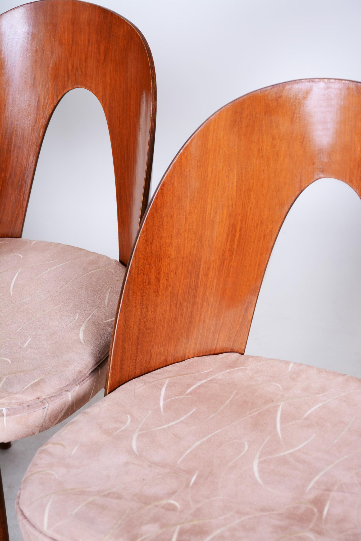 20th Century Well Preserved Czech Brown and Beige Chairs by Antonín Šuman, 4 Pcs, 1950s For Sale