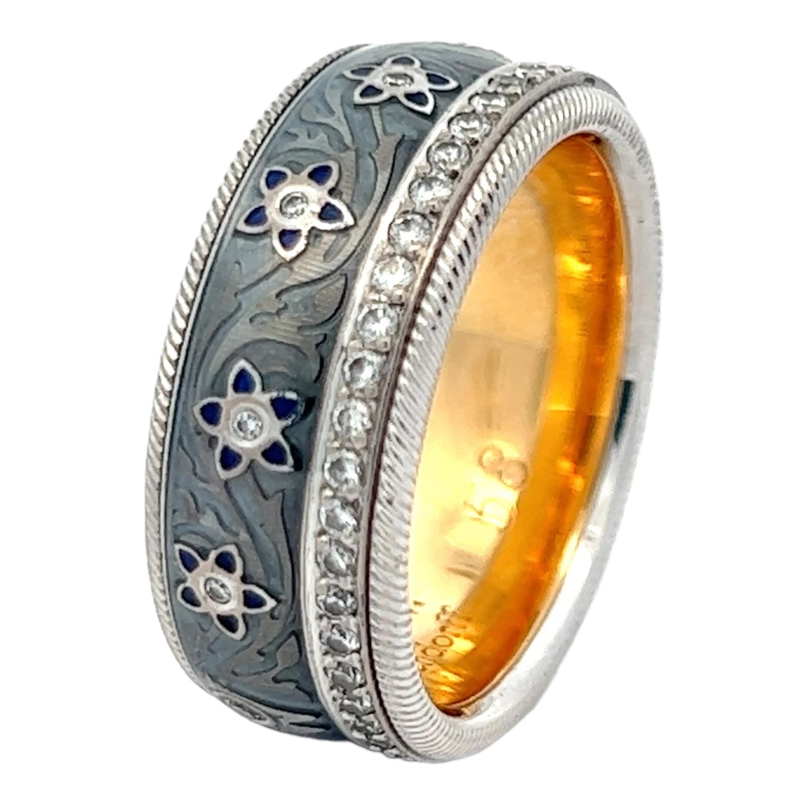 Modern Wellendforf Diamond Enamel Blueberry Spinning 18KTT Gold Wedding Band Ring 8.5