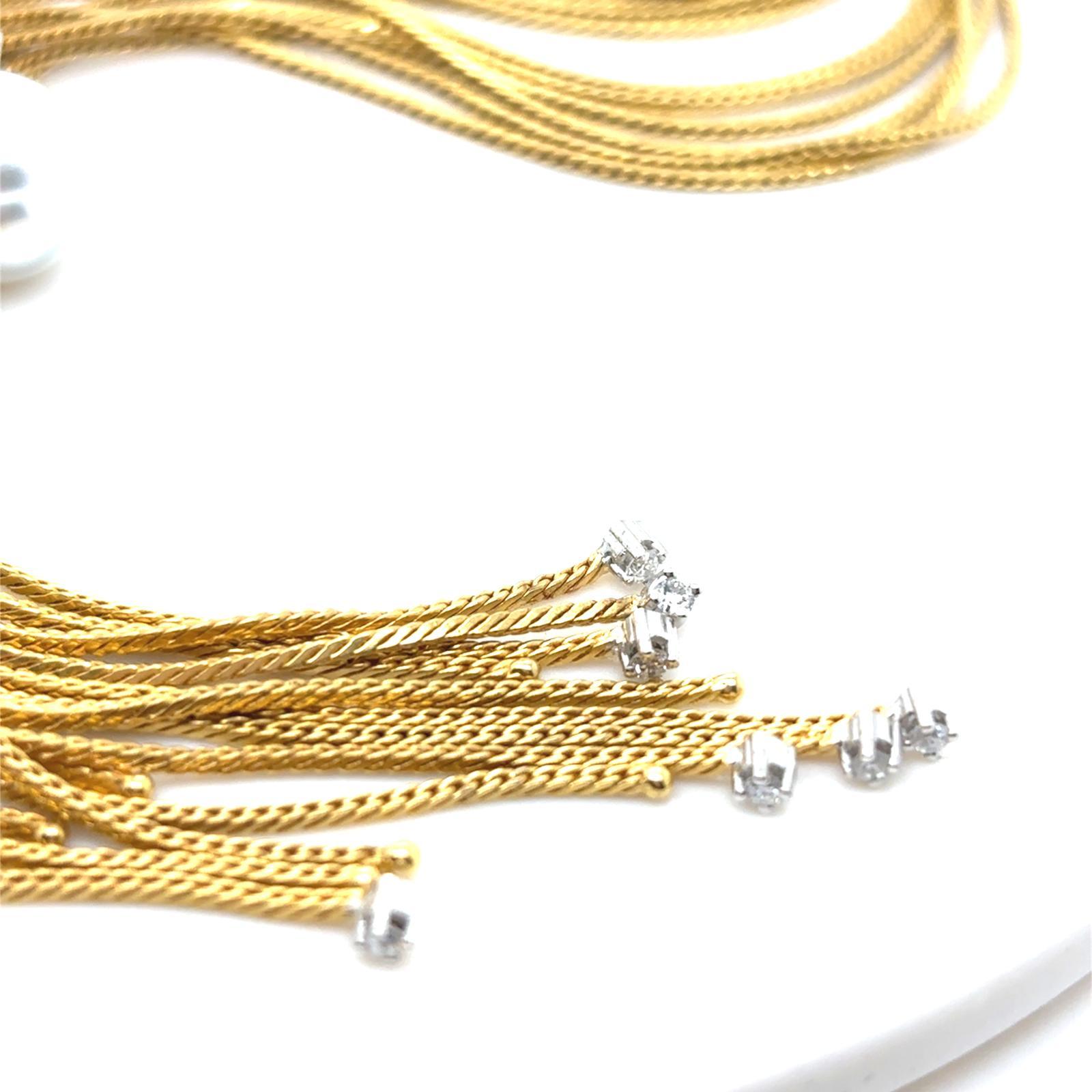 Collier en or jaune 18 carats avec perles et diamants Wellendorff en vente 4