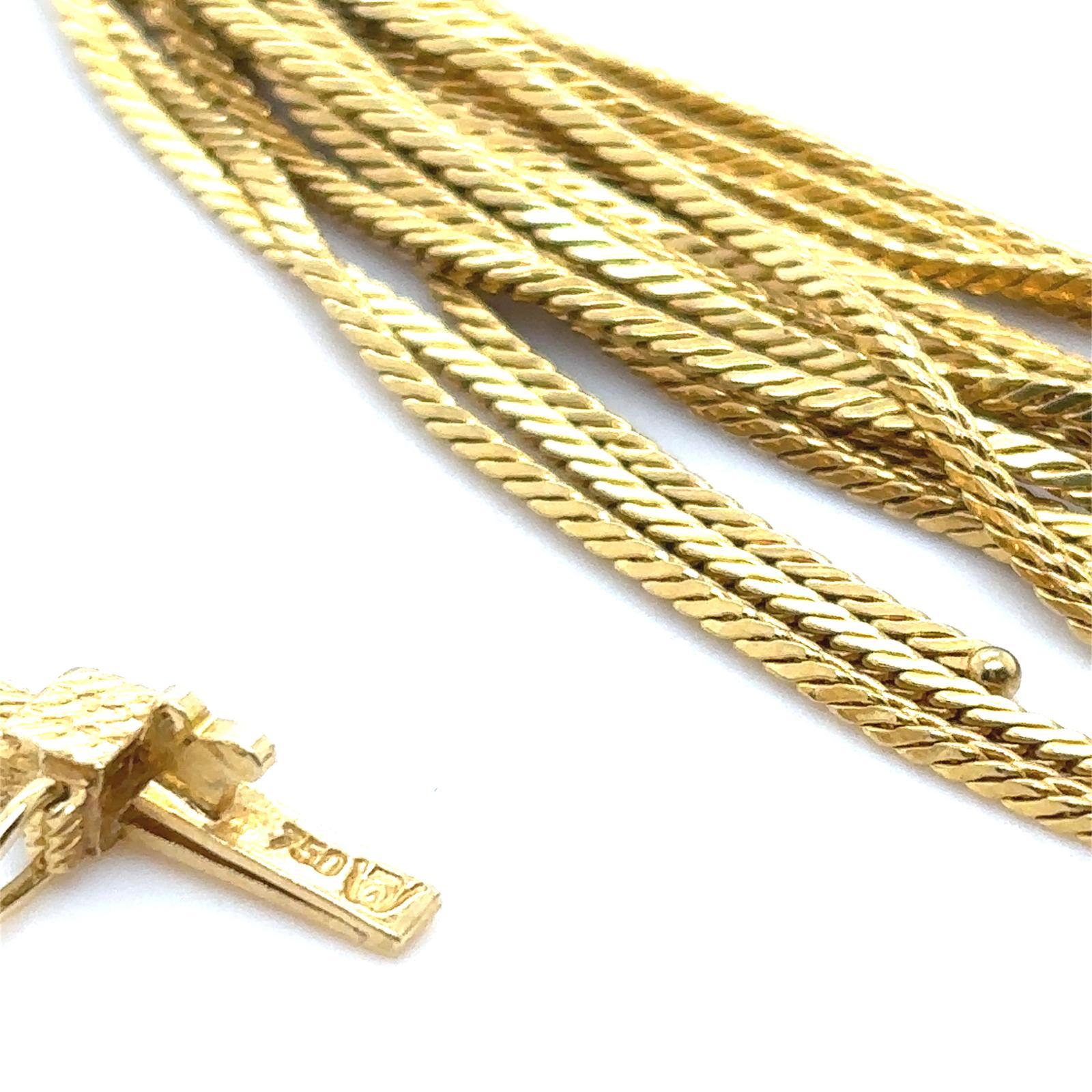 Collier en or jaune 18 carats avec perles et diamants Wellendorff en vente 2