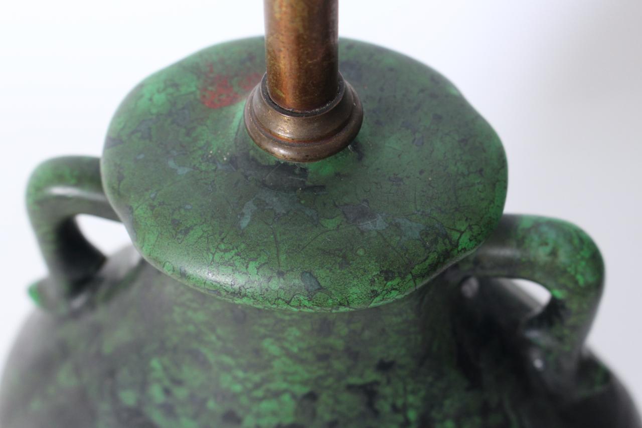 Weller Ceramics Coppertone Series Green & Black Pottery Table Lamp, Circa 1920 For Sale 6