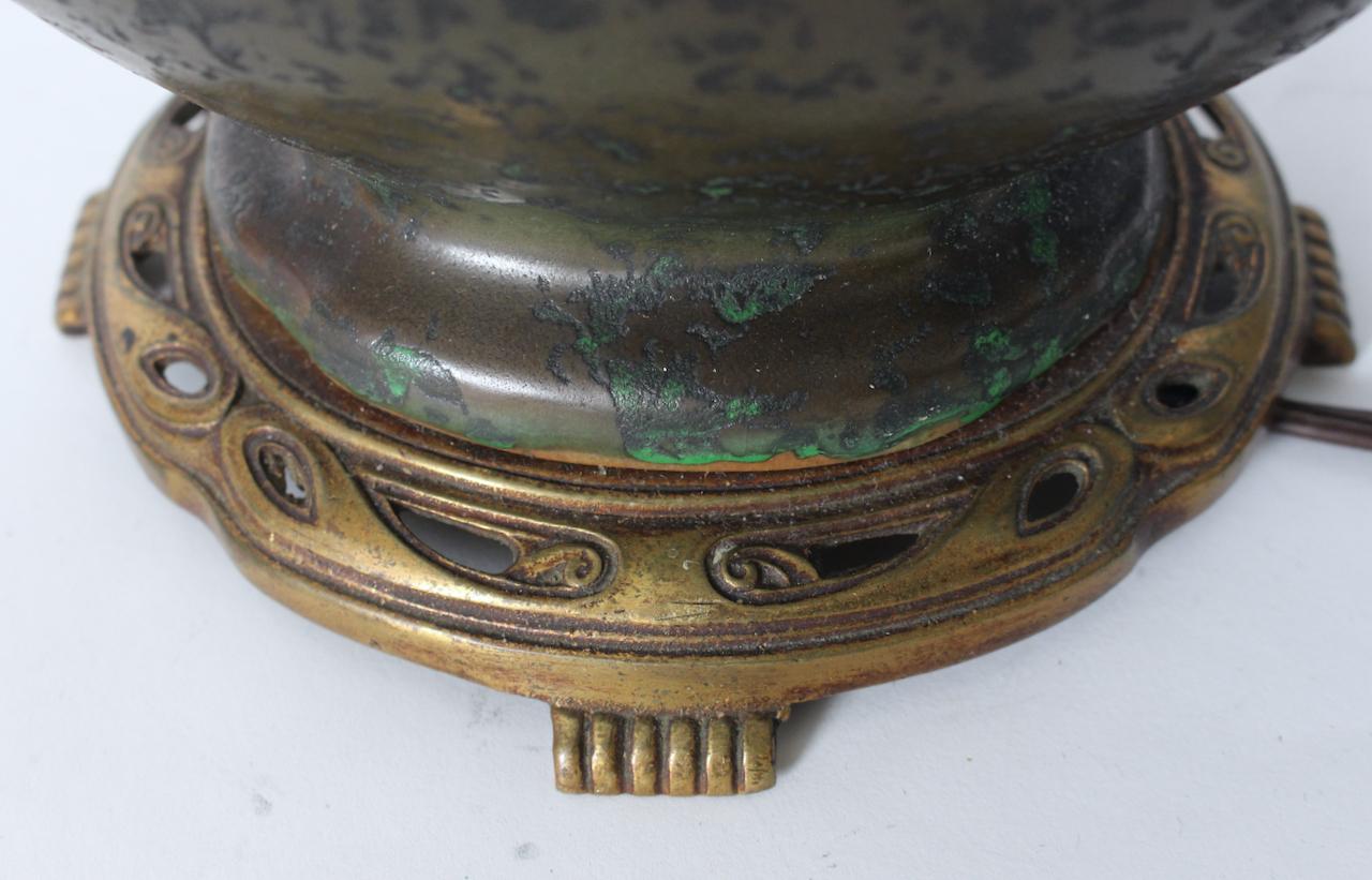 Weller Ceramics Coppertone Series Green & Black Pottery Table Lamp, Circa 1920 For Sale 10