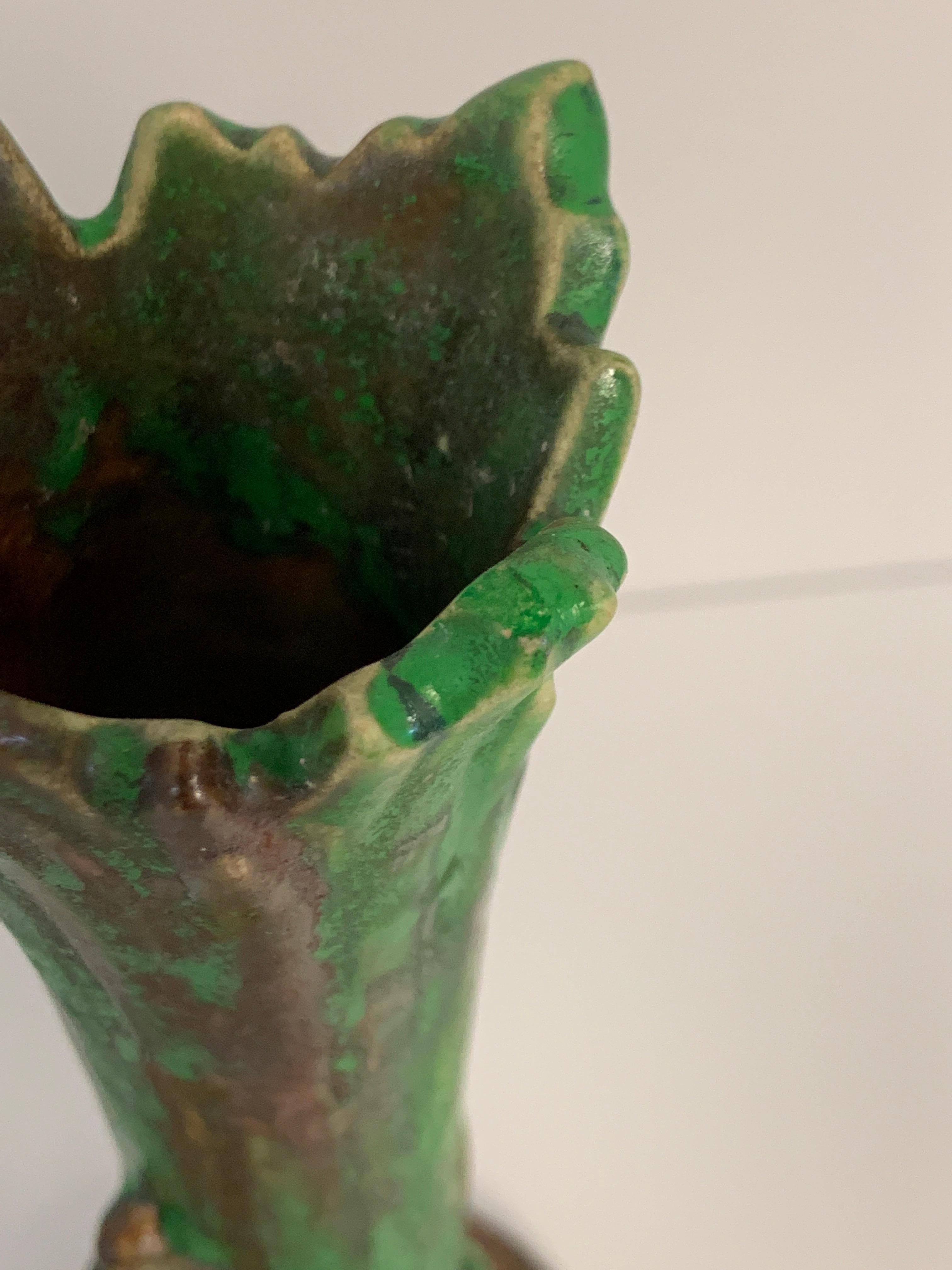 Hand-Crafted Weller Coppertone Frog Vase