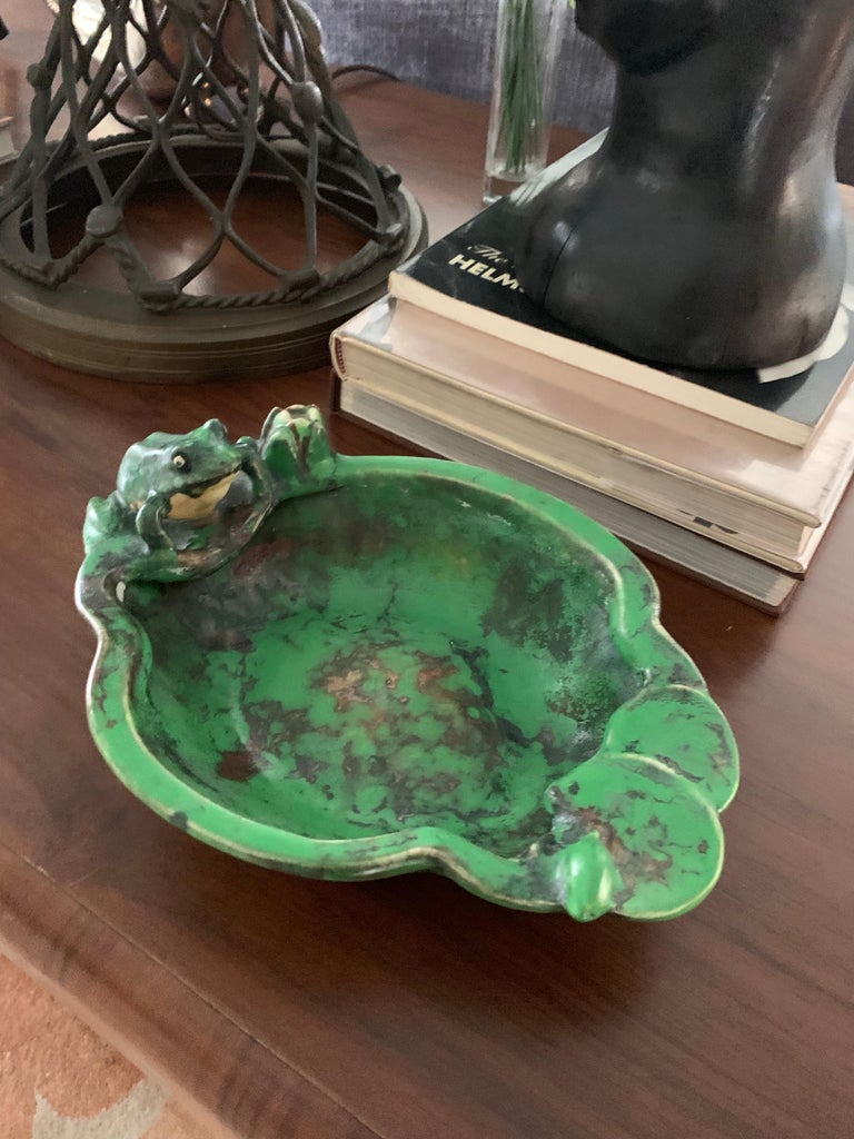 Weller Pottery Frog Bowl with Rookwood Flower Frog at 1stDibs weller