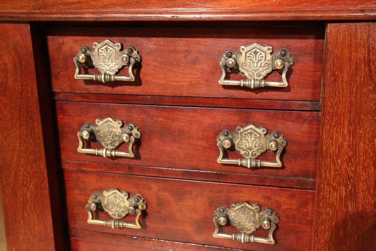 Wellington Chest of Drawers For Sale at 1stDibs