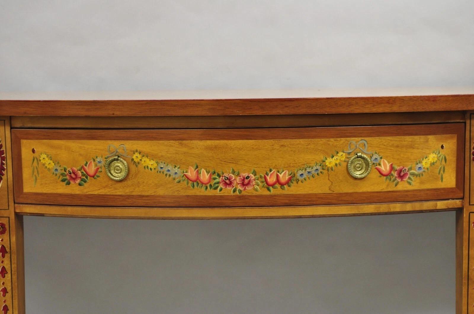 Wellington Hall, credenza in legno satinato decorata con vernice in stile Adam Hall. in vendita 4