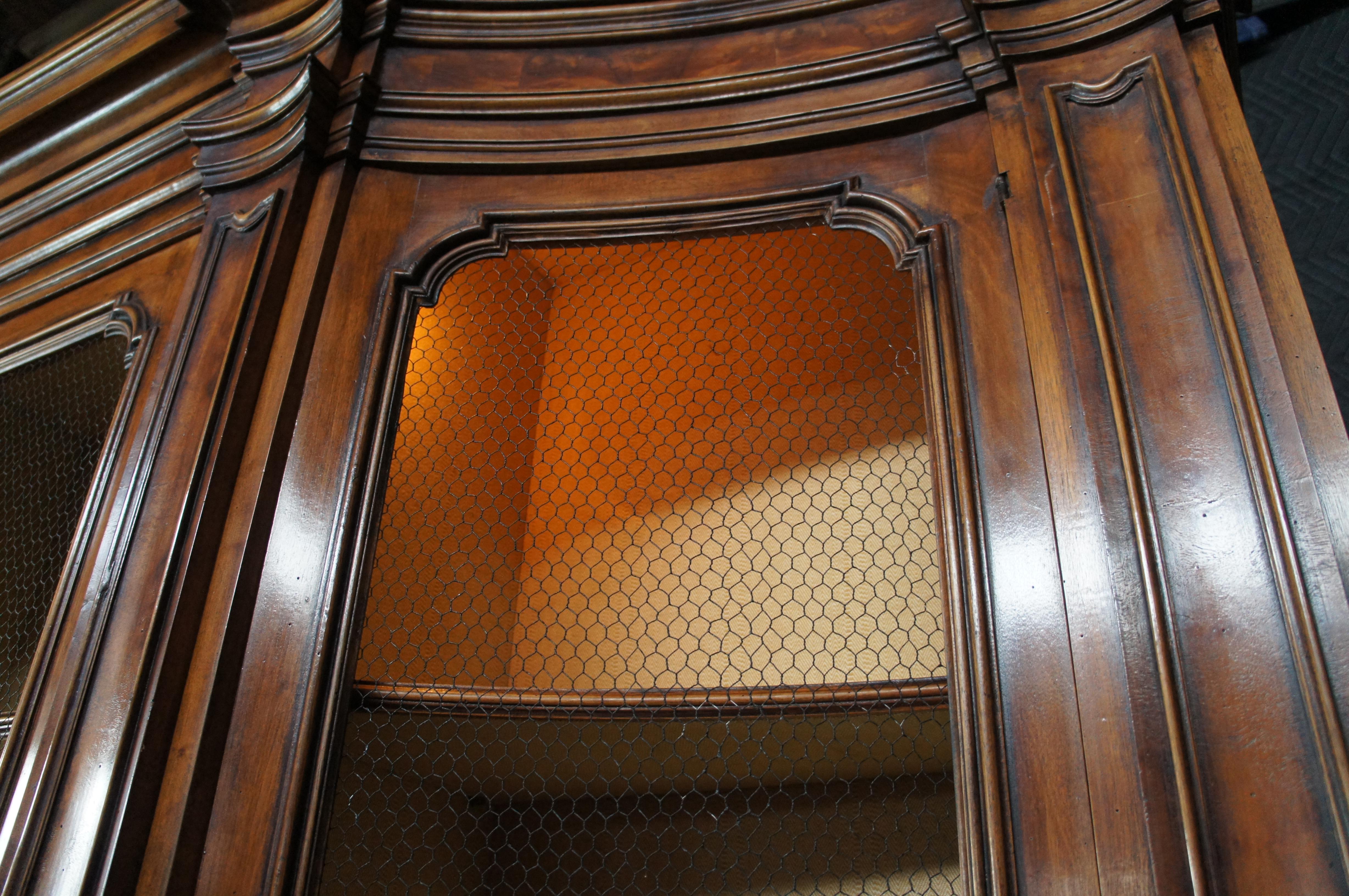 Wellington Hall Italian Walnut Library Bookcase Breakfront Display Cabinet Mesh For Sale 7
