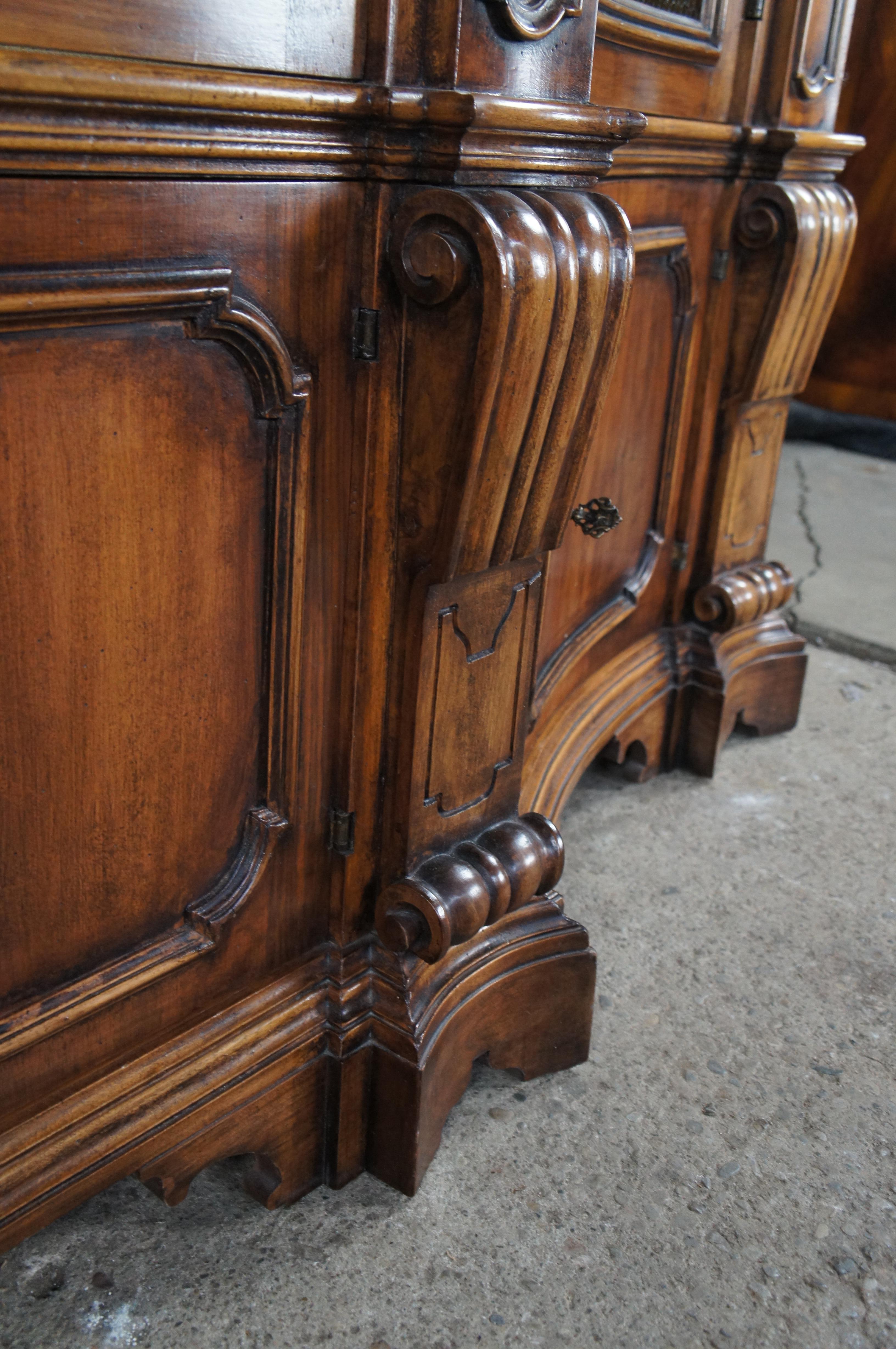 Wellington Hall Italian Walnut Library Bookcase Breakfront Display Cabinet Mesh For Sale 9