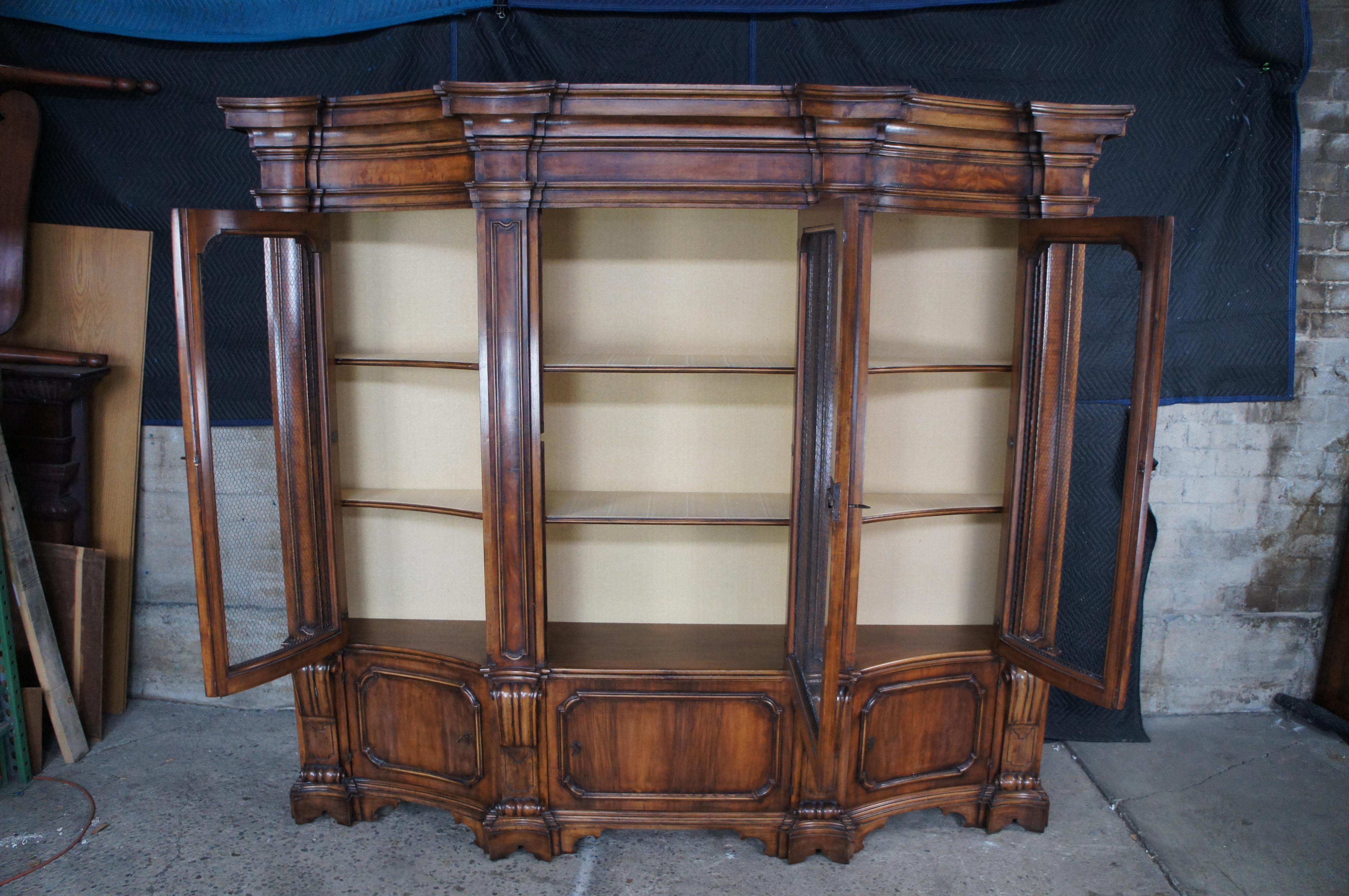 Wellington Hall Italian Walnut Library Bookcase Breakfront Display Cabinet Mesh In Good Condition For Sale In Dayton, OH