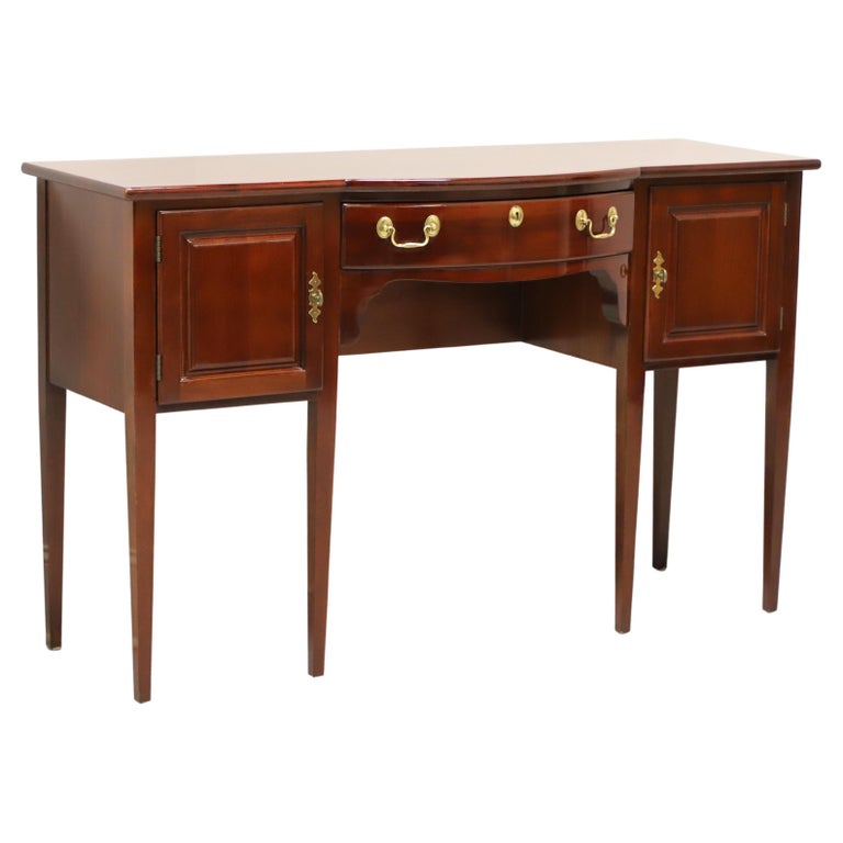 WELLINGTON HALL Solid Mahogany Traditional Sideboard For Sale at 1stDibs
