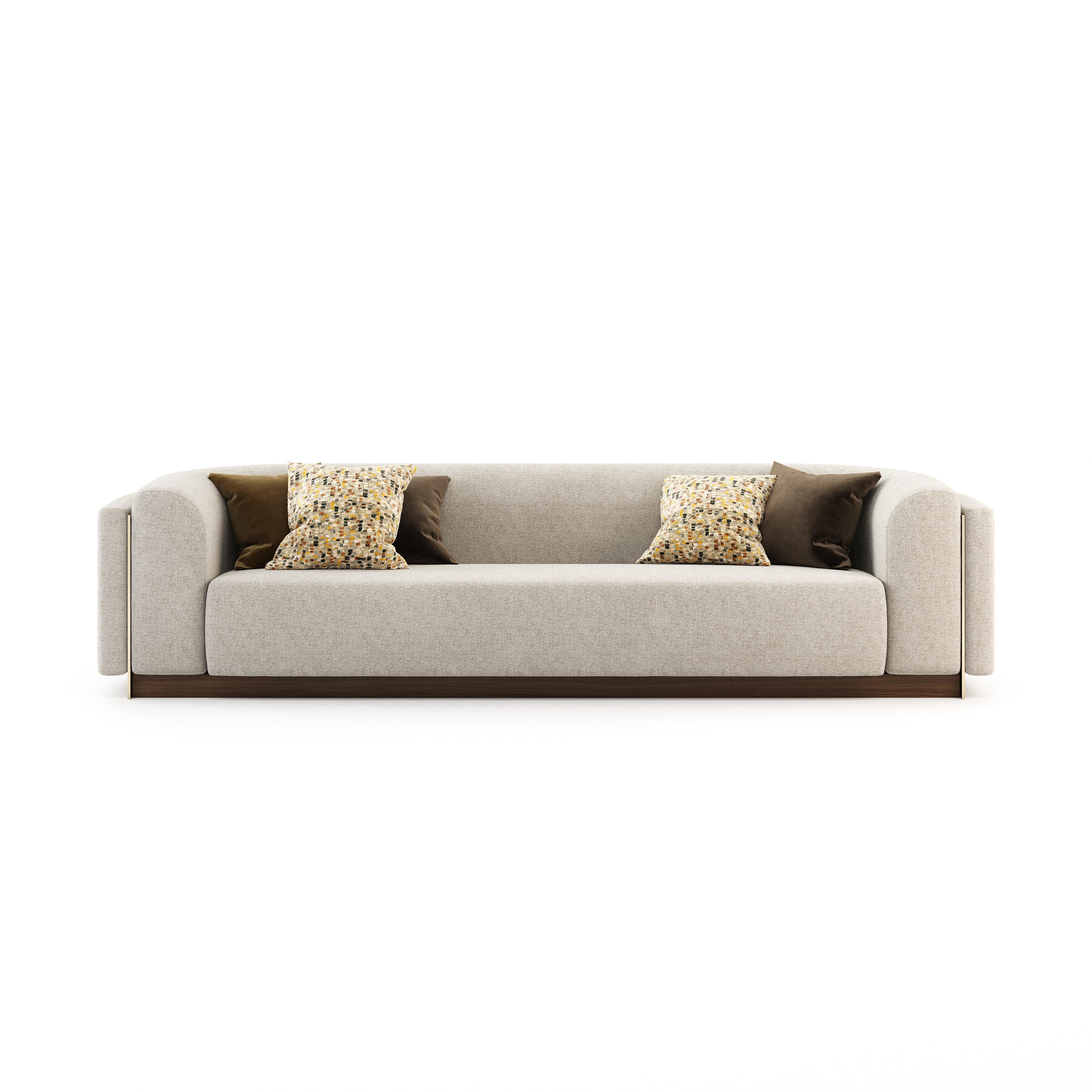 Wellington sofa by Laskasas is one of those sofas that you didn’t know you need it until you have it. This contemporary sofa with a vintage touch will embellish your living room and other open settings. With a wooden base, it presents a convex back