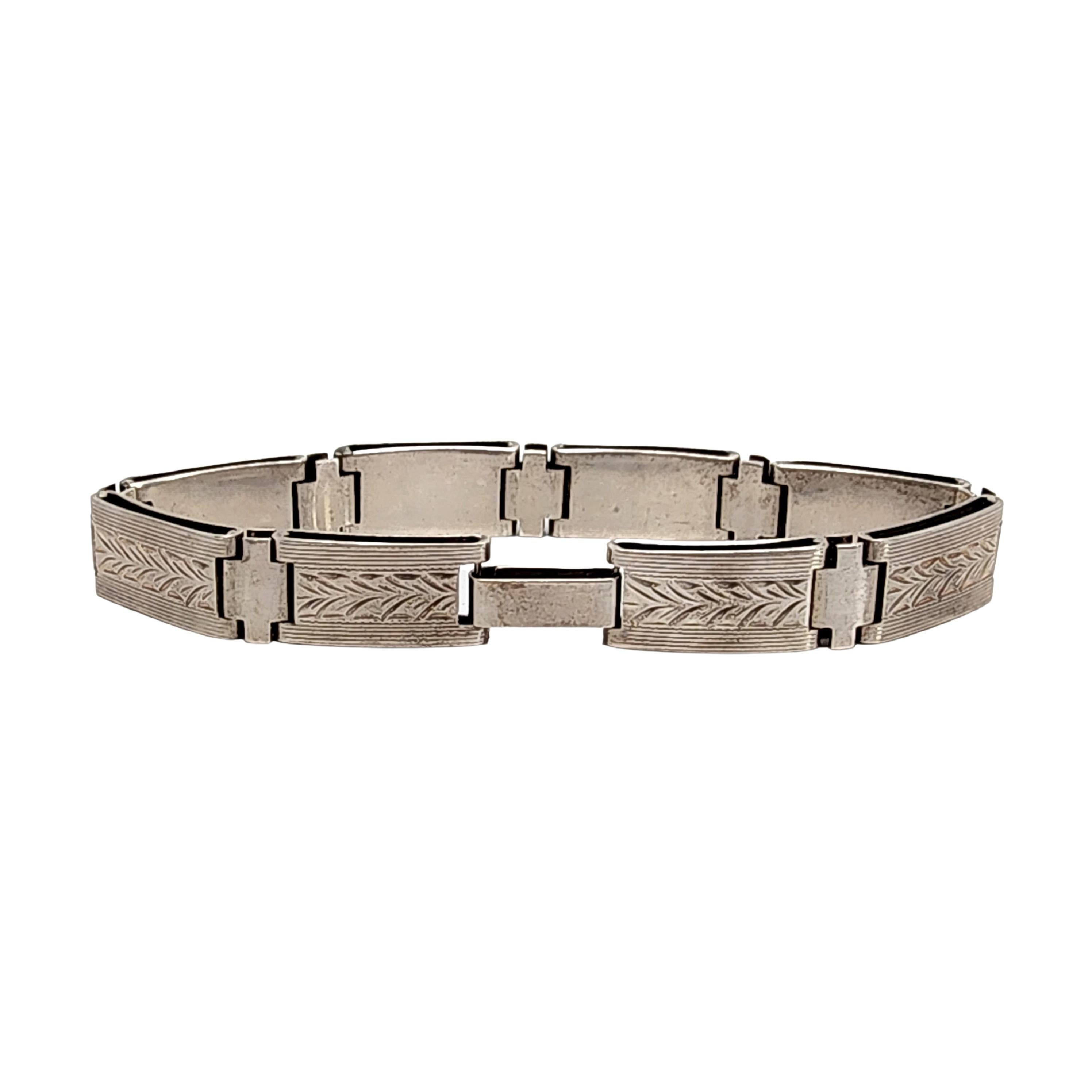 Women's Wells Sterling Silver Etched Link Bracelet #14647 For Sale