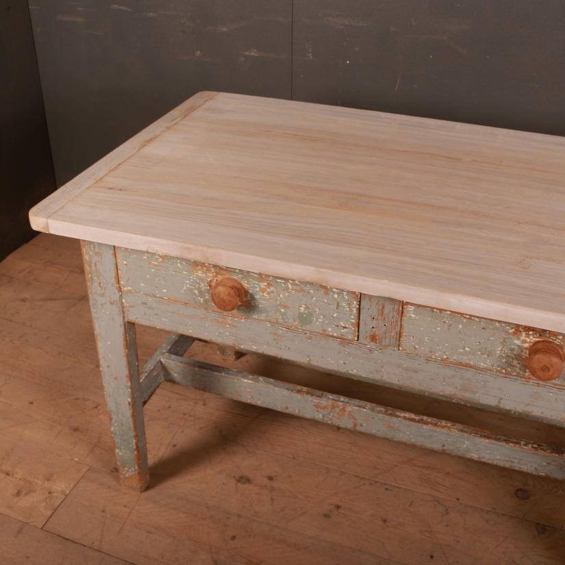 Welsh 2-Drawer Side Table In Good Condition In Leamington Spa, Warwickshire