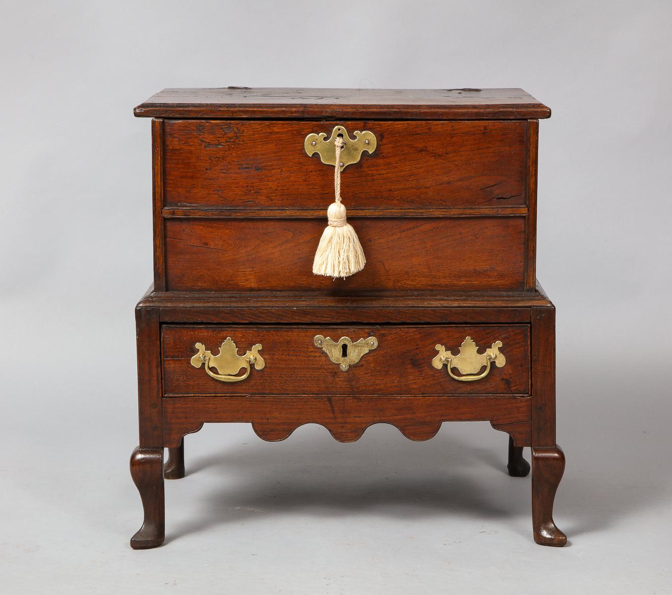 Very fine 18th century Welsh miniature coffer on stand or 