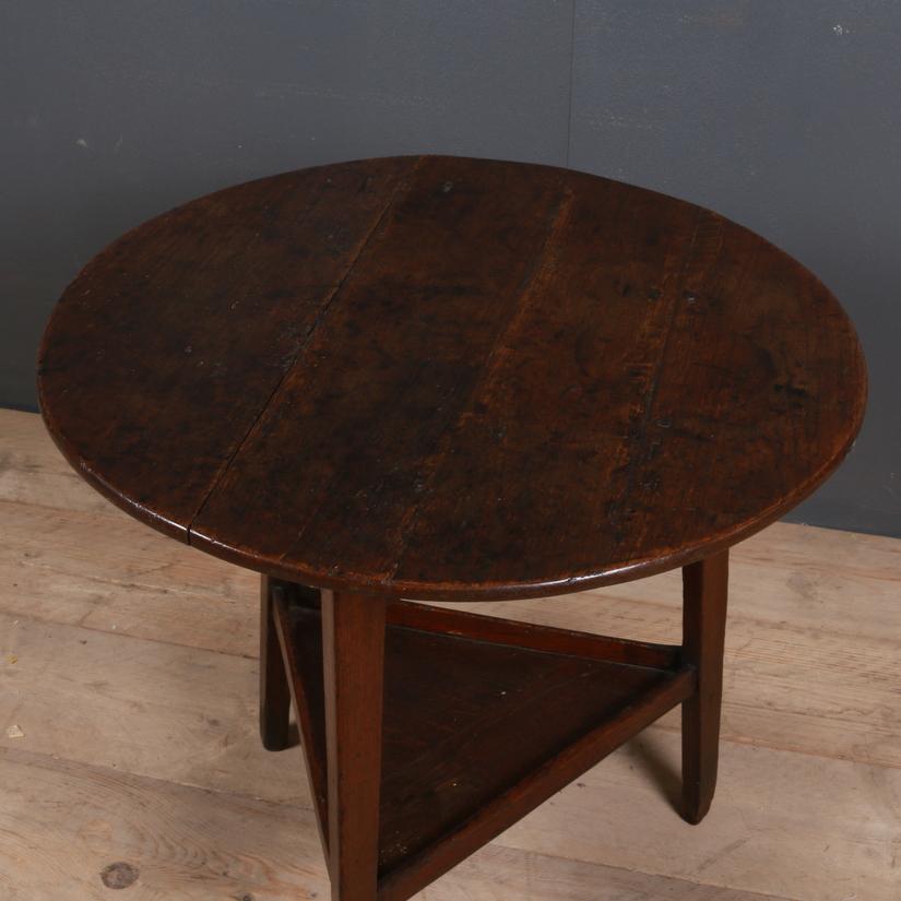 Good 19th century Welsh oak cricket table. Good colour, 1830

Reference: 5520

Dimensions
27 inches (69 cm) High
31 inches (79 cm) Diameter.