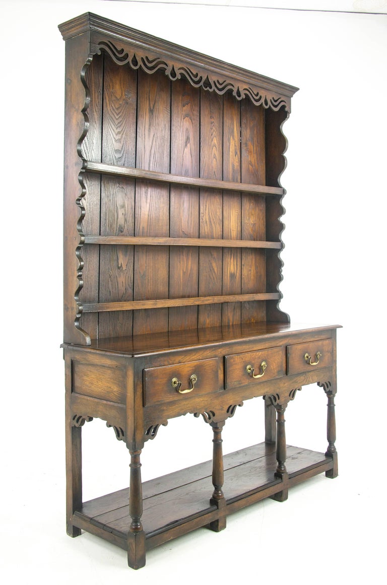 Welsh Dresser, Oak Cottage Dresser, Scotland 1900, Antique Furniture at