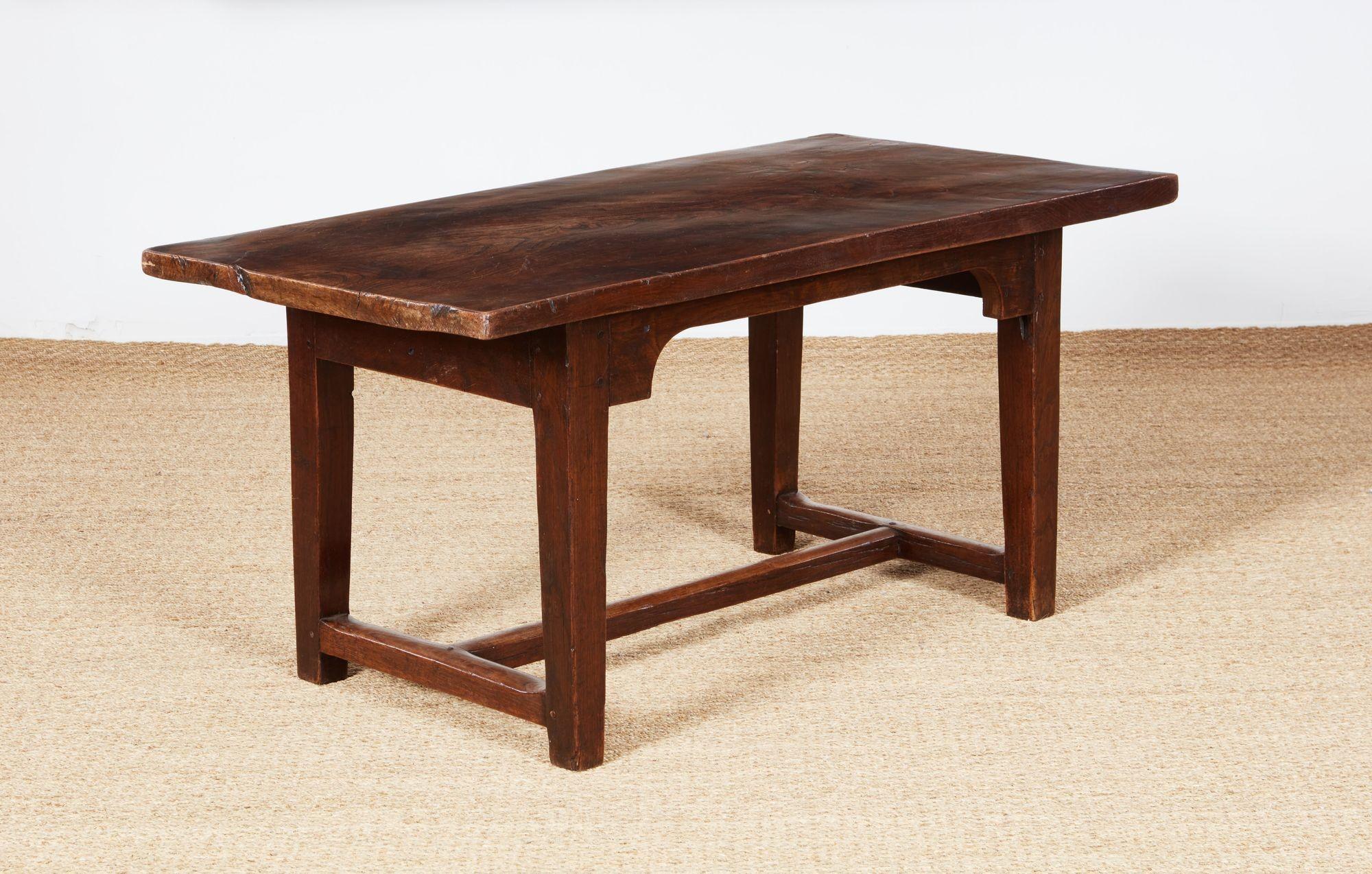 Welsh Farm Table In Good Condition In Greenwich, CT