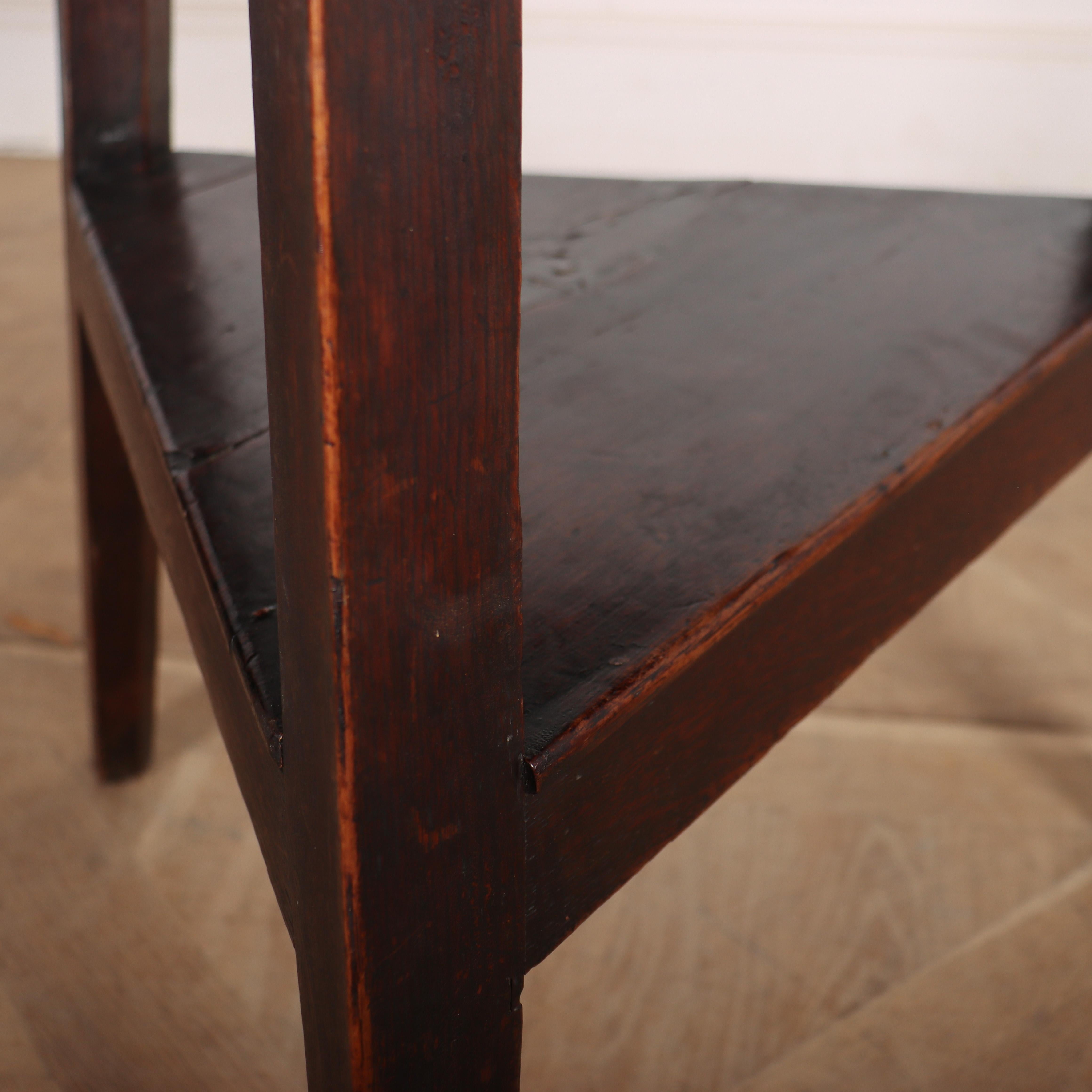 Early 19th century Welsh oak cricket table with an undertier. 1820.

Internal reference: C

Code: 8508

Dimensions:
H: 29