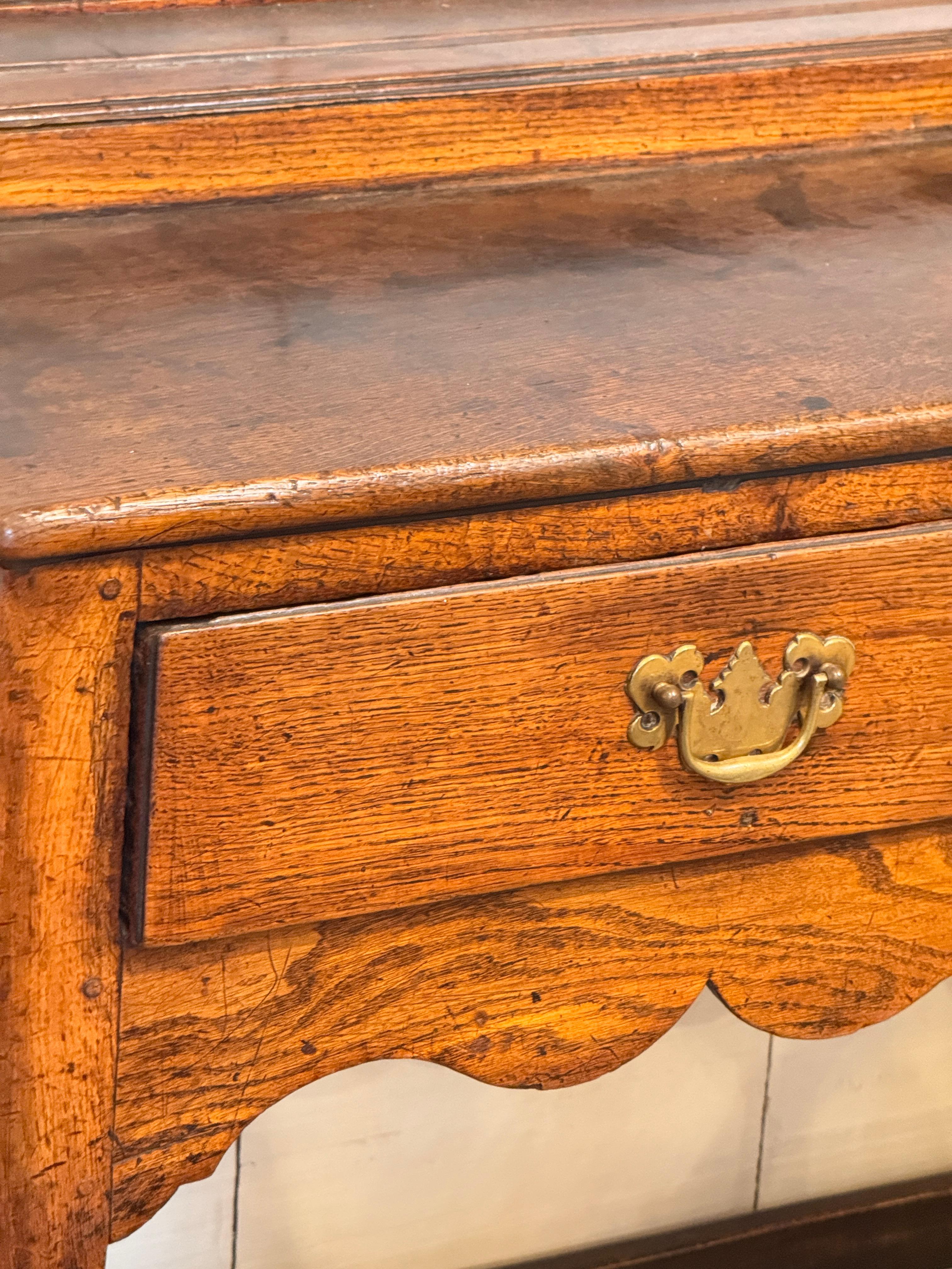 Welsh Oak Dresser with Open Plate Rack For Sale 7