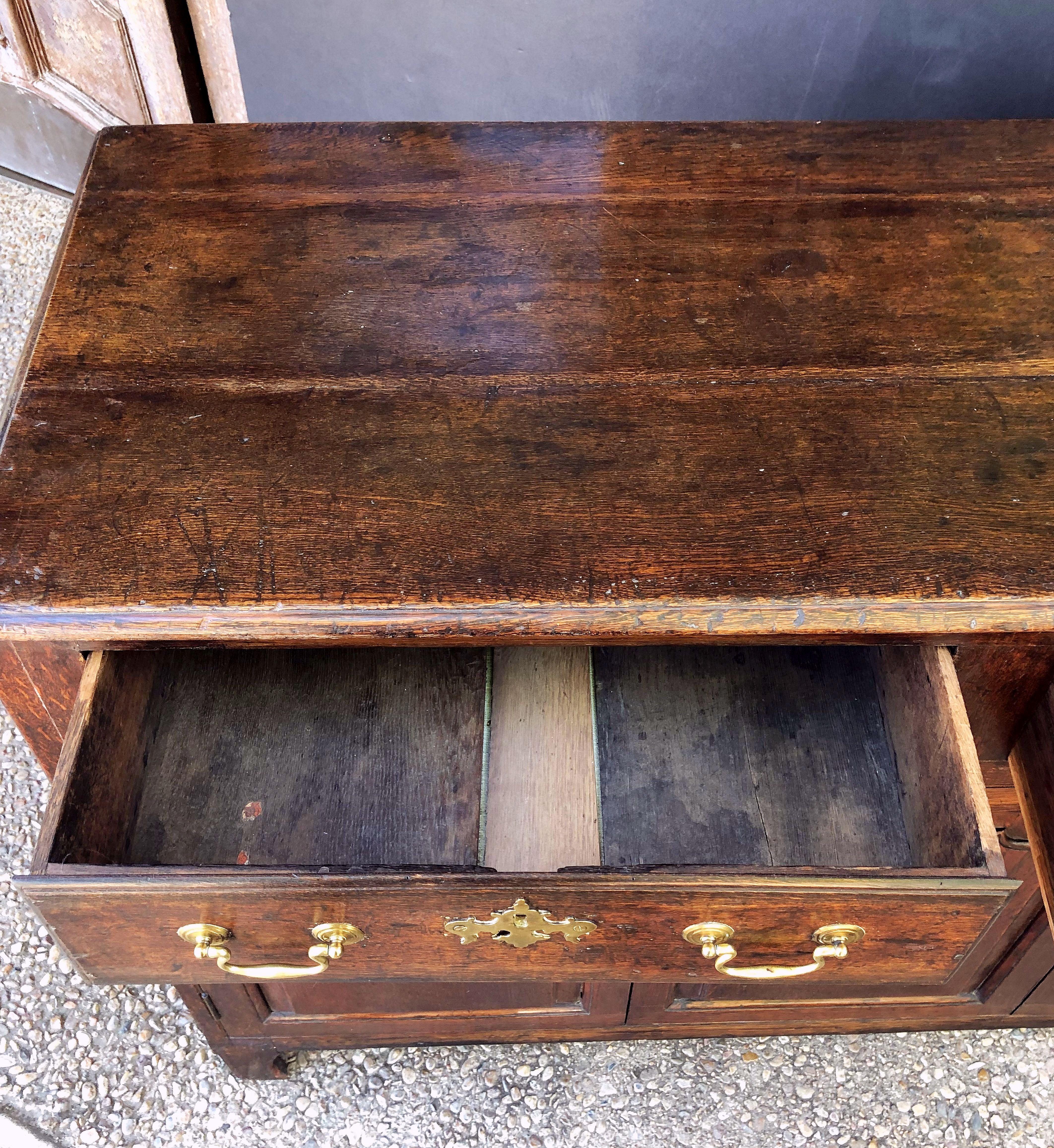 Welsh Paneled Dresser Console or Sideboard of Oak from the Georgian Era 3