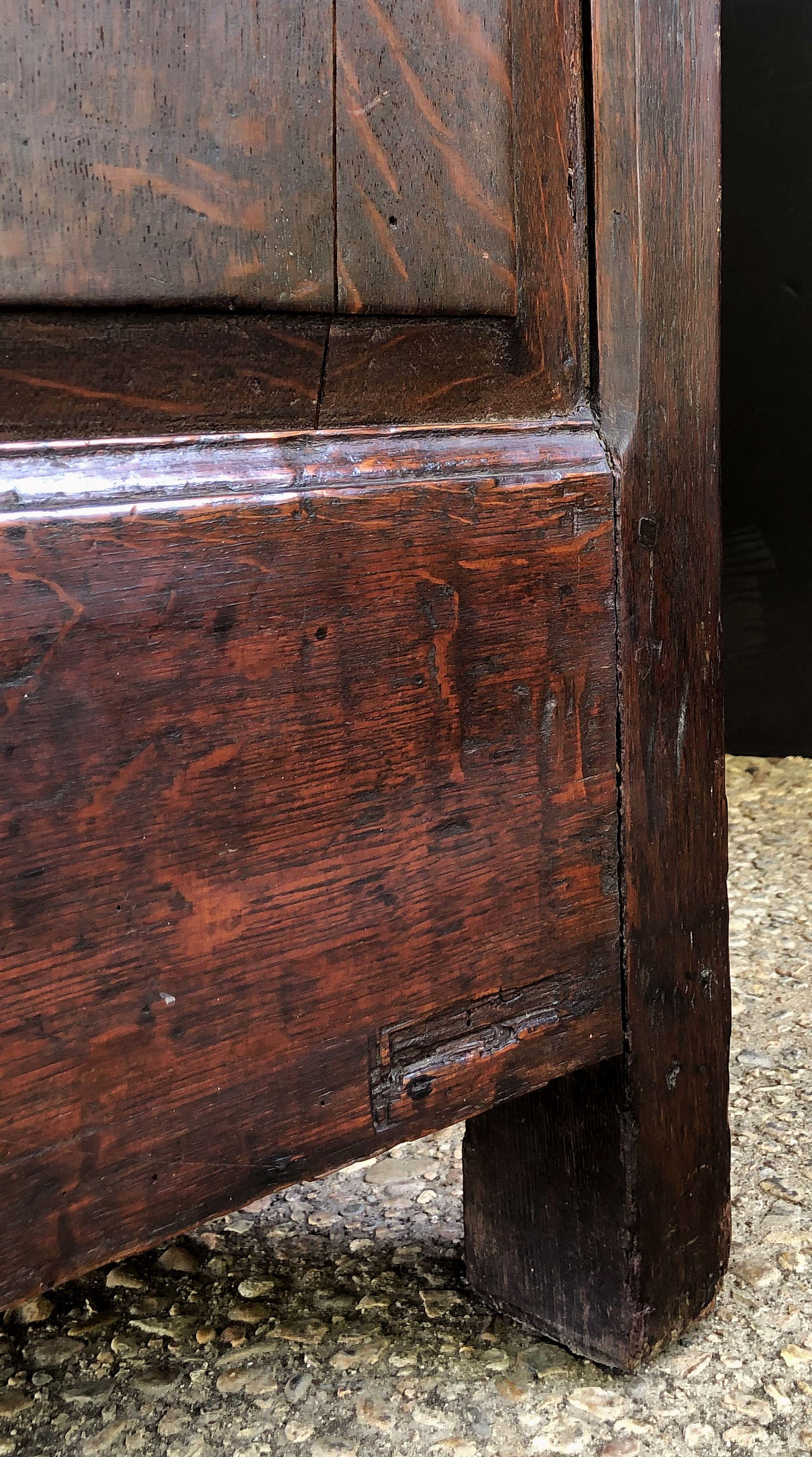 Welsh Paneled Dresser Console or Sideboard of Oak from the Georgian Era 12