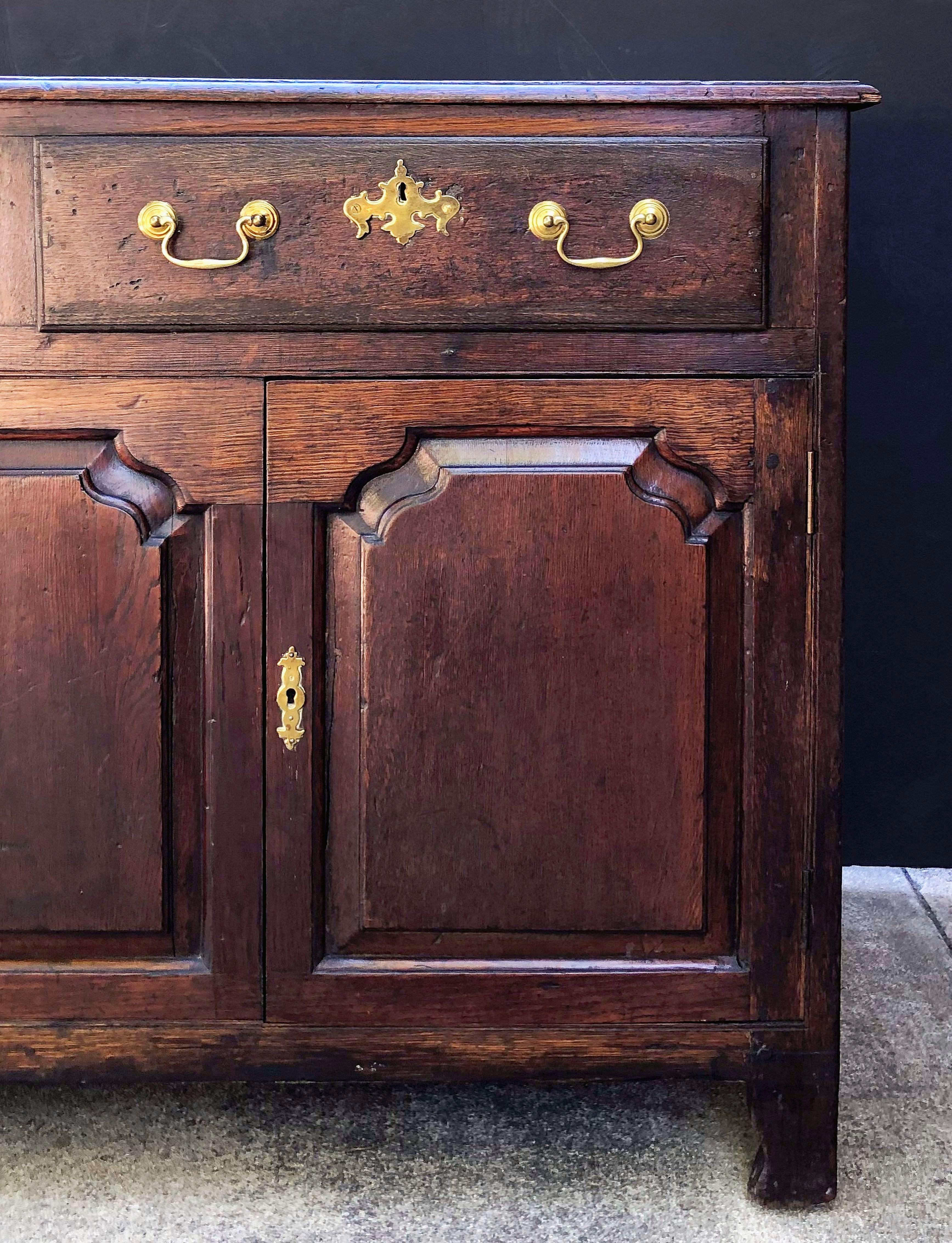 19th Century Welsh Paneled Dresser Console or Sideboard of Oak from the Georgian Era
