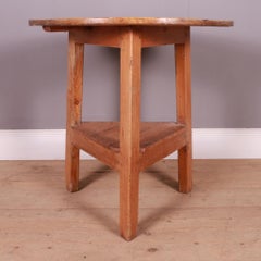 Welsh Pine Cricket Table