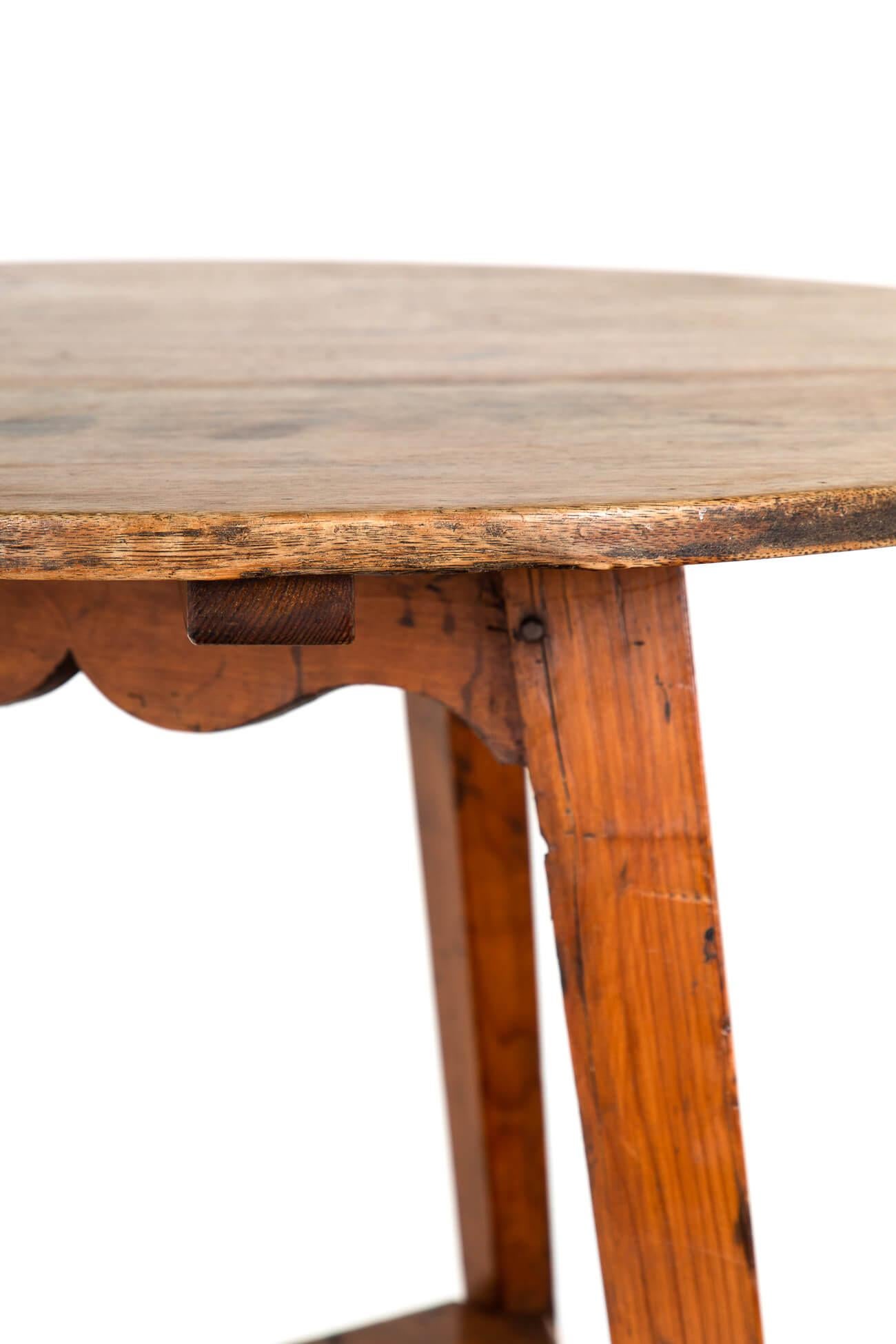 Welsh Pine Cricket Table 3