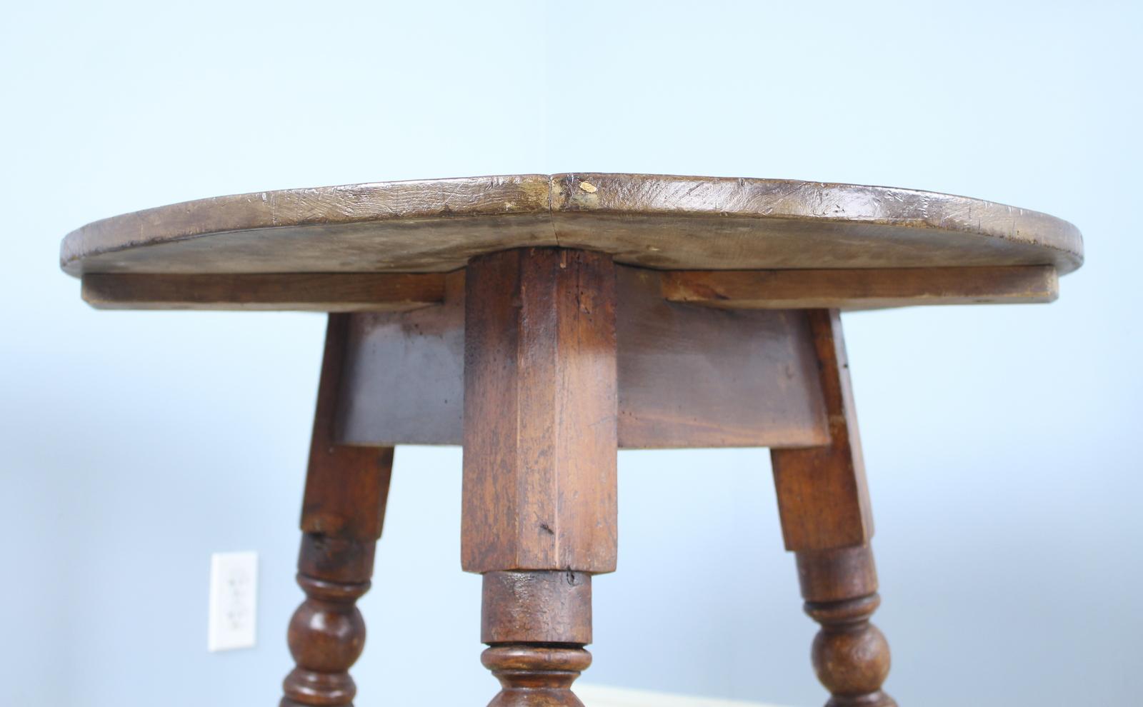 Welsh Pine Cricket Table with Original Painted Base 3