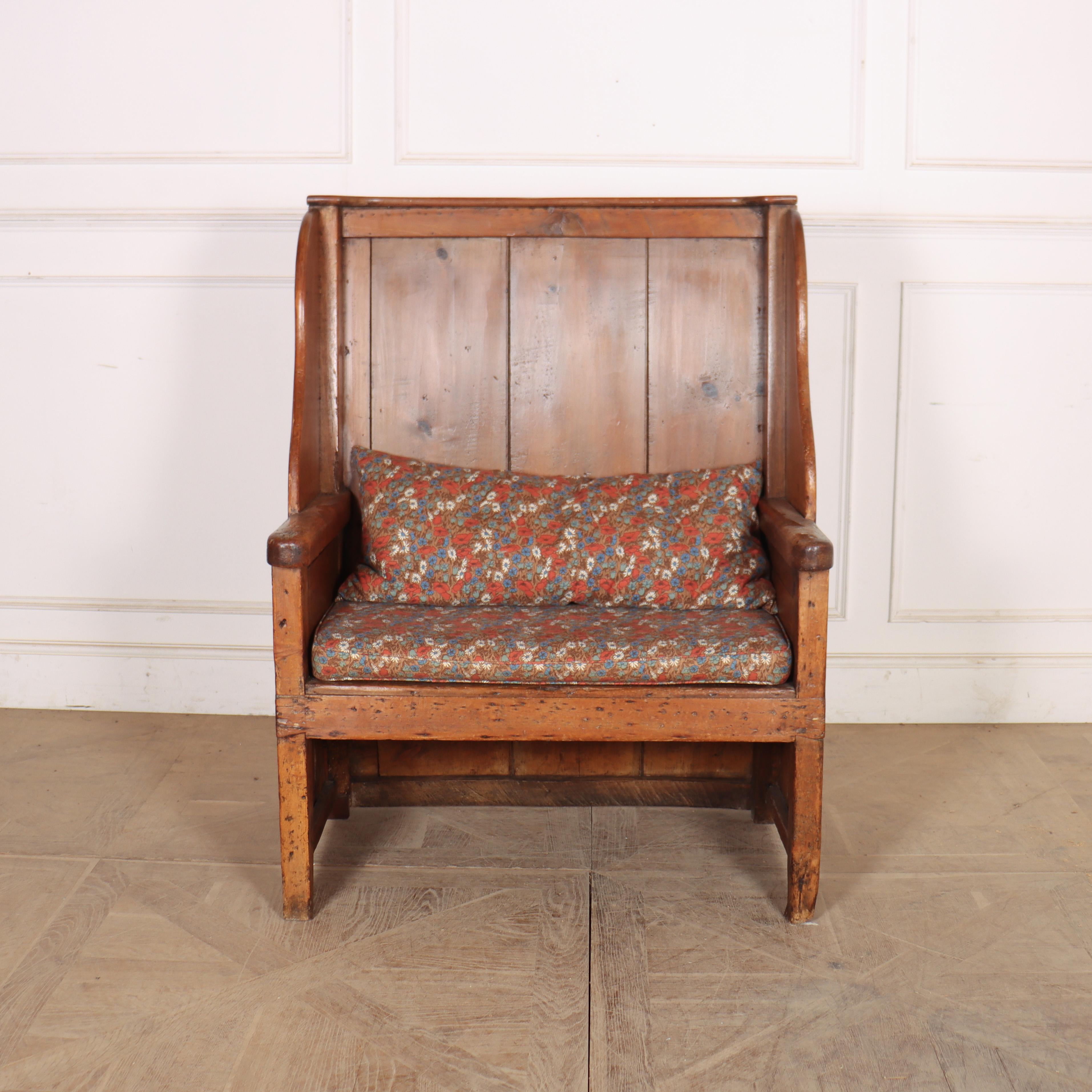 Diminutive 19th century Welsh pine settle/ bench with great colour and a lovely small size. 1820. 

Seat height: 16.5-inches 


Code: 8952

Dimensions:
W: 36