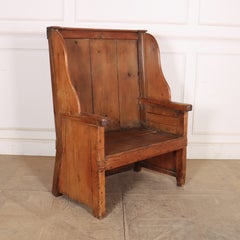 Welsh Pine Settle