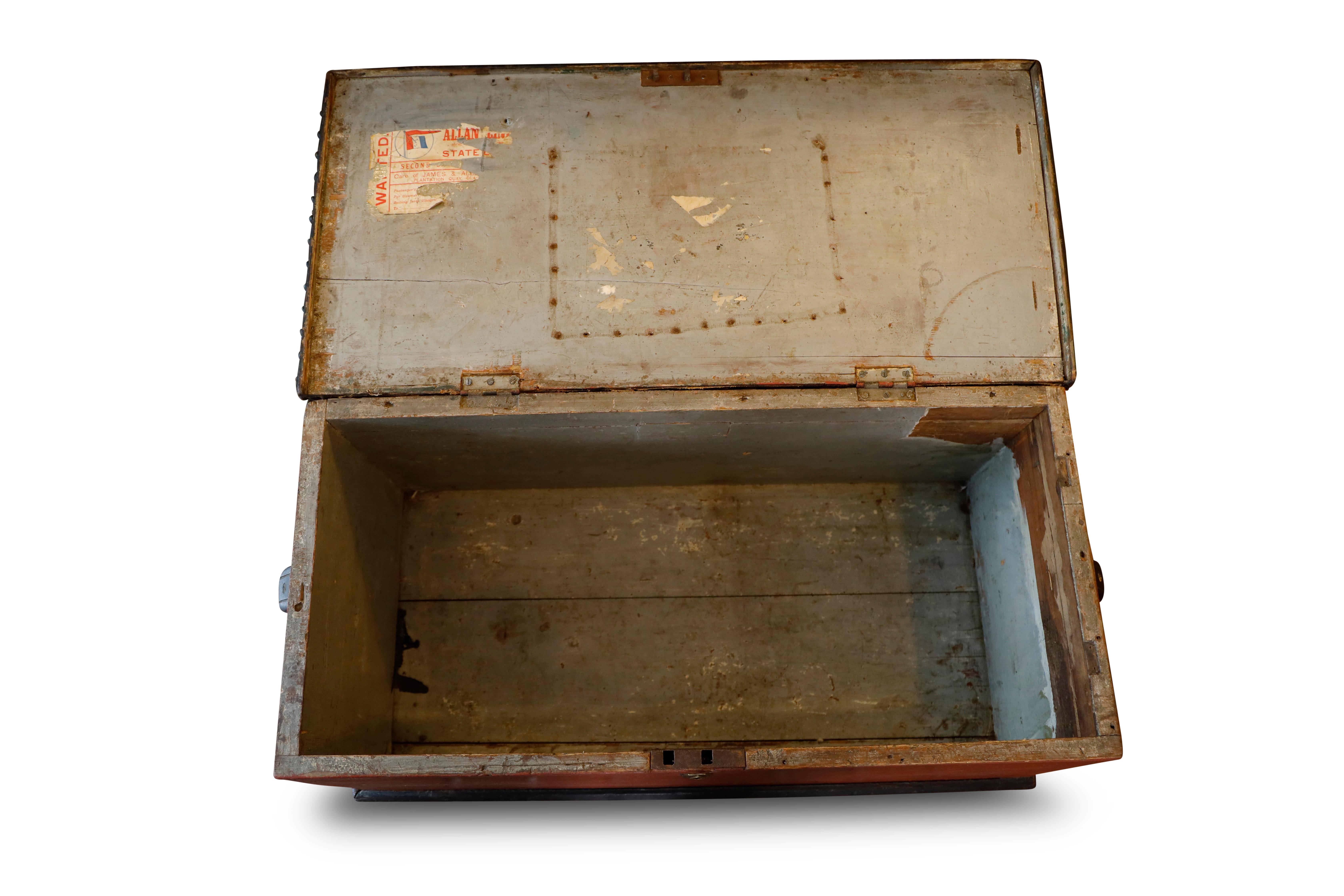 Welsh Sailor's Sea Chest aus Wales (Viktorianisch) im Angebot