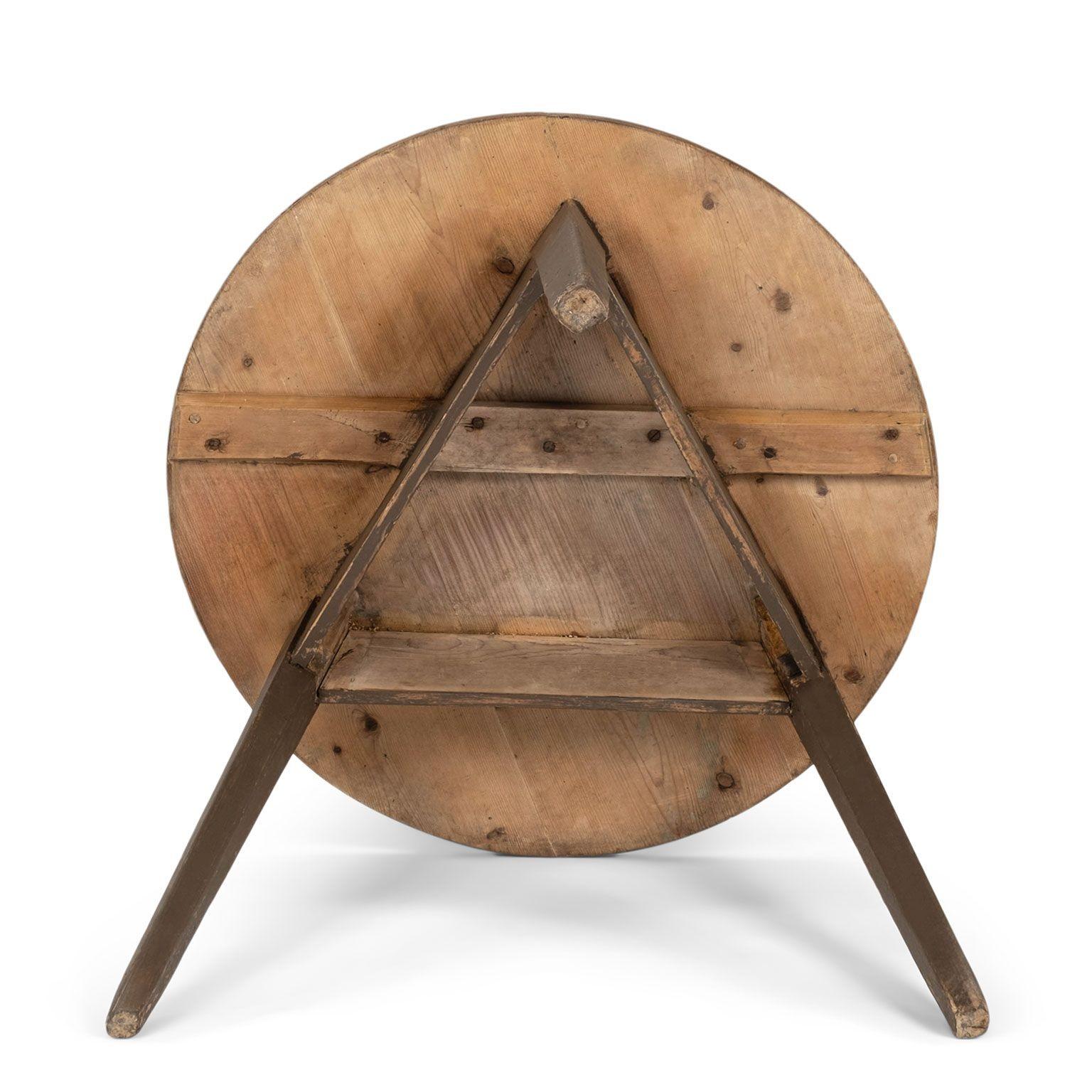 Welsh Scrubbed-Top Cricket Table For Sale 6