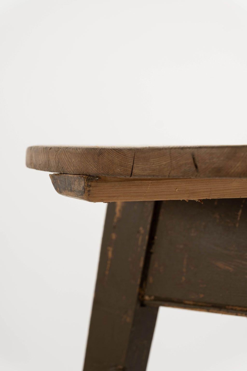 Hand-Carved Welsh Scrubbed-Top Cricket Table For Sale