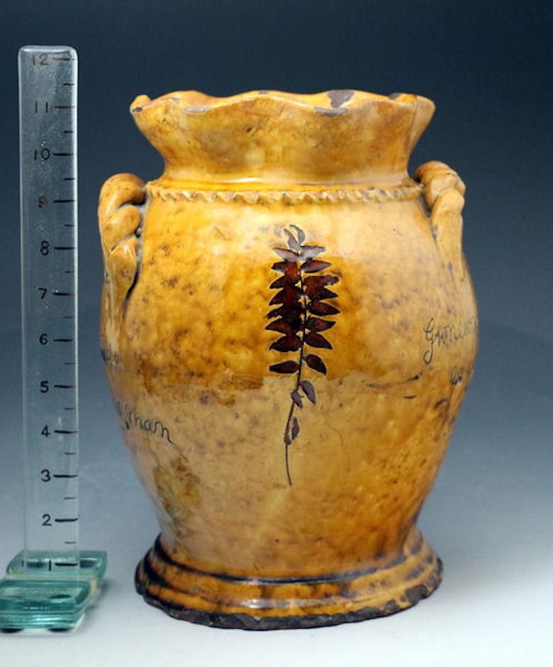 Late 19th Century Welsh Slipware Earthenware Vase with Sgraffito Sea Weed Decoration For Sale