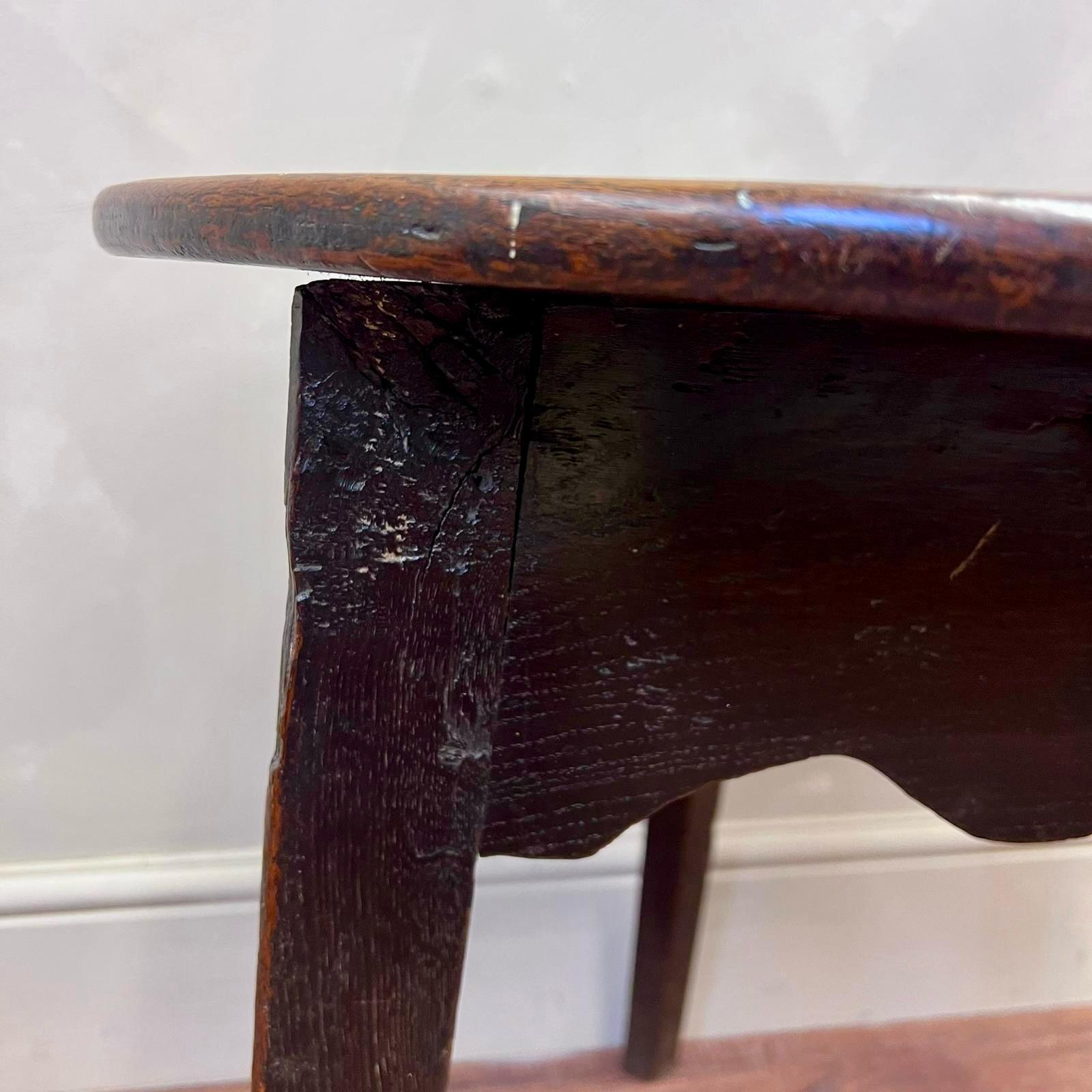 Welsh Yew and Oak Cricket Table c1800 13