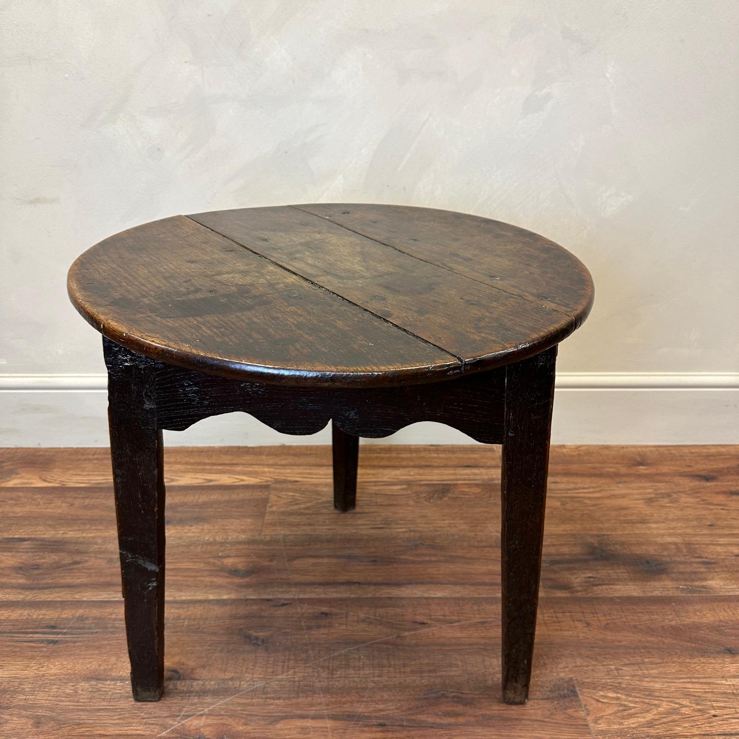 Welsh Yew and Oak Cricket Table c1800 1