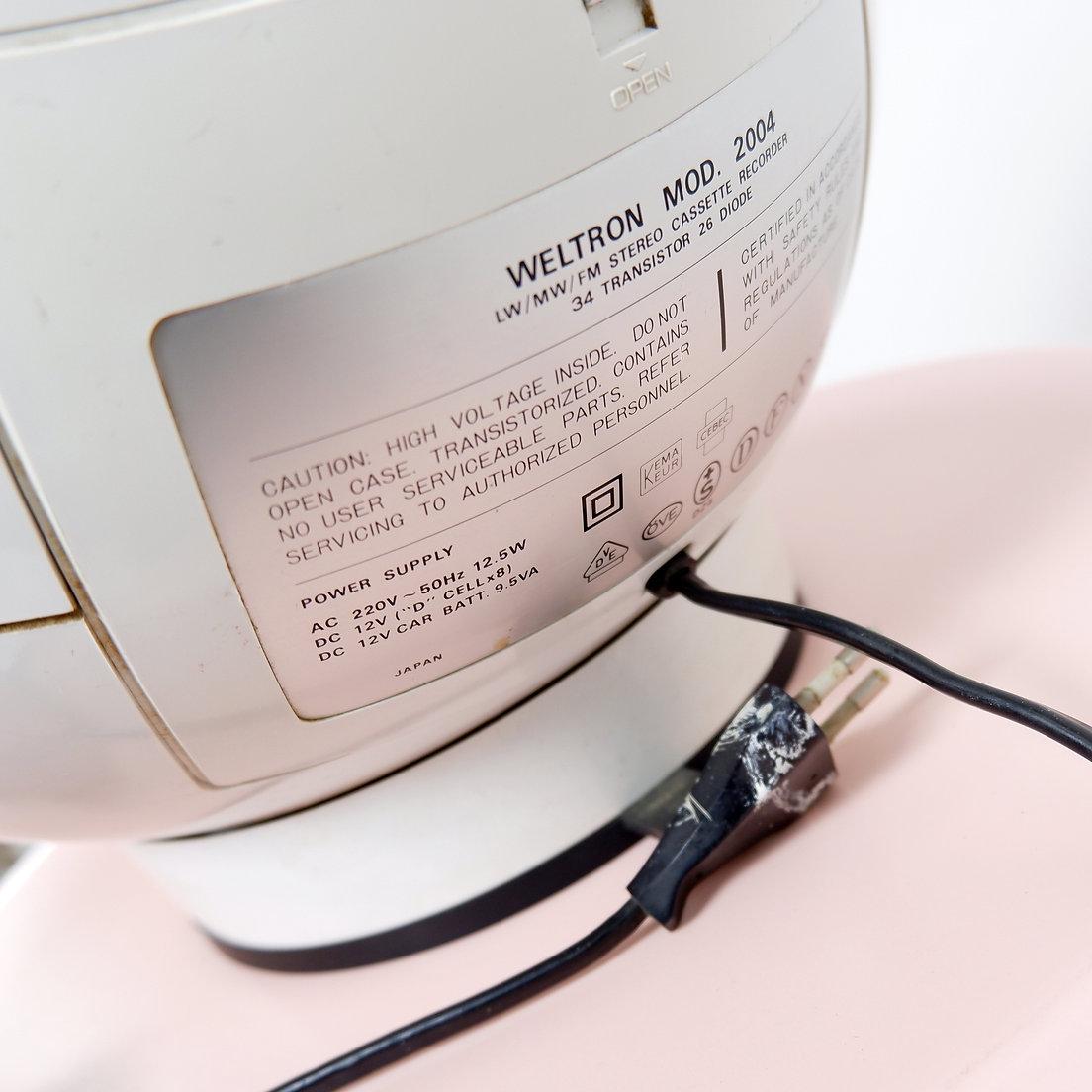 Plastique Weltron Mod.2004 Space Ball stéréo radio/Tape - 1970 en vente