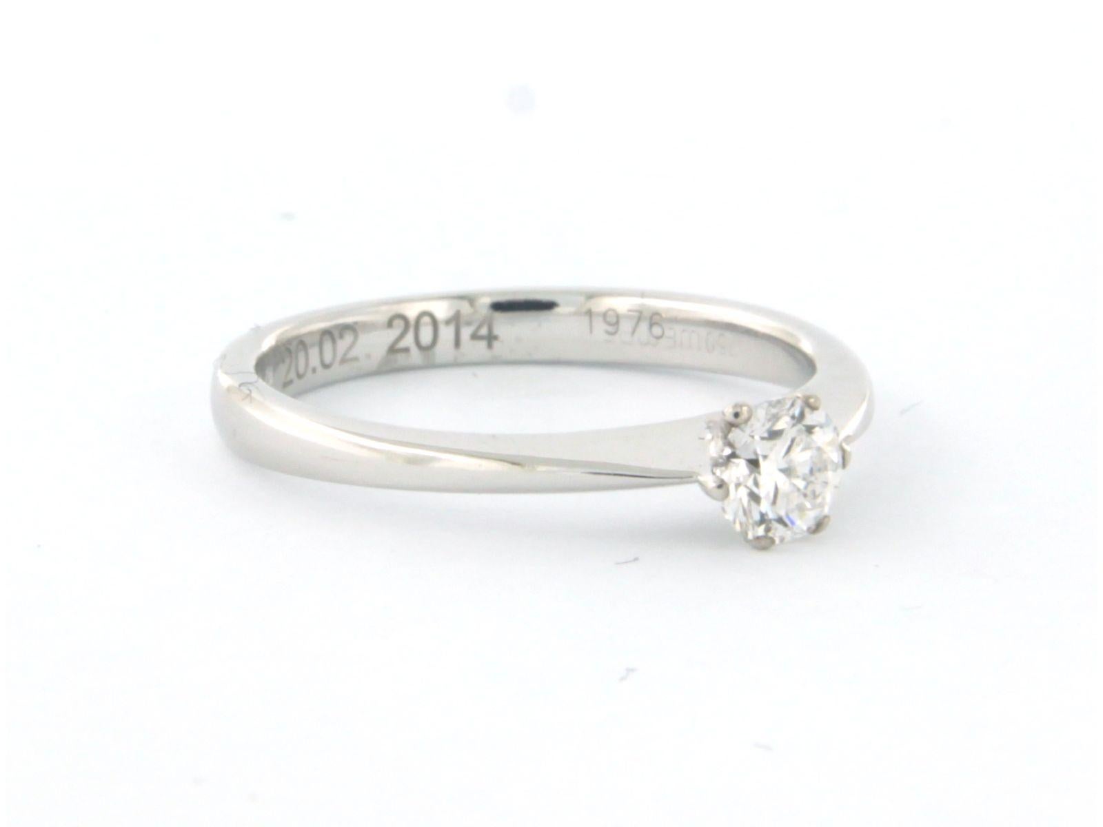 Wempe Solitärring aus 18 Karat Weißgold mit einem Diamanten im Brillantschliff von bis zu 0,30 Karat im Angebot 1