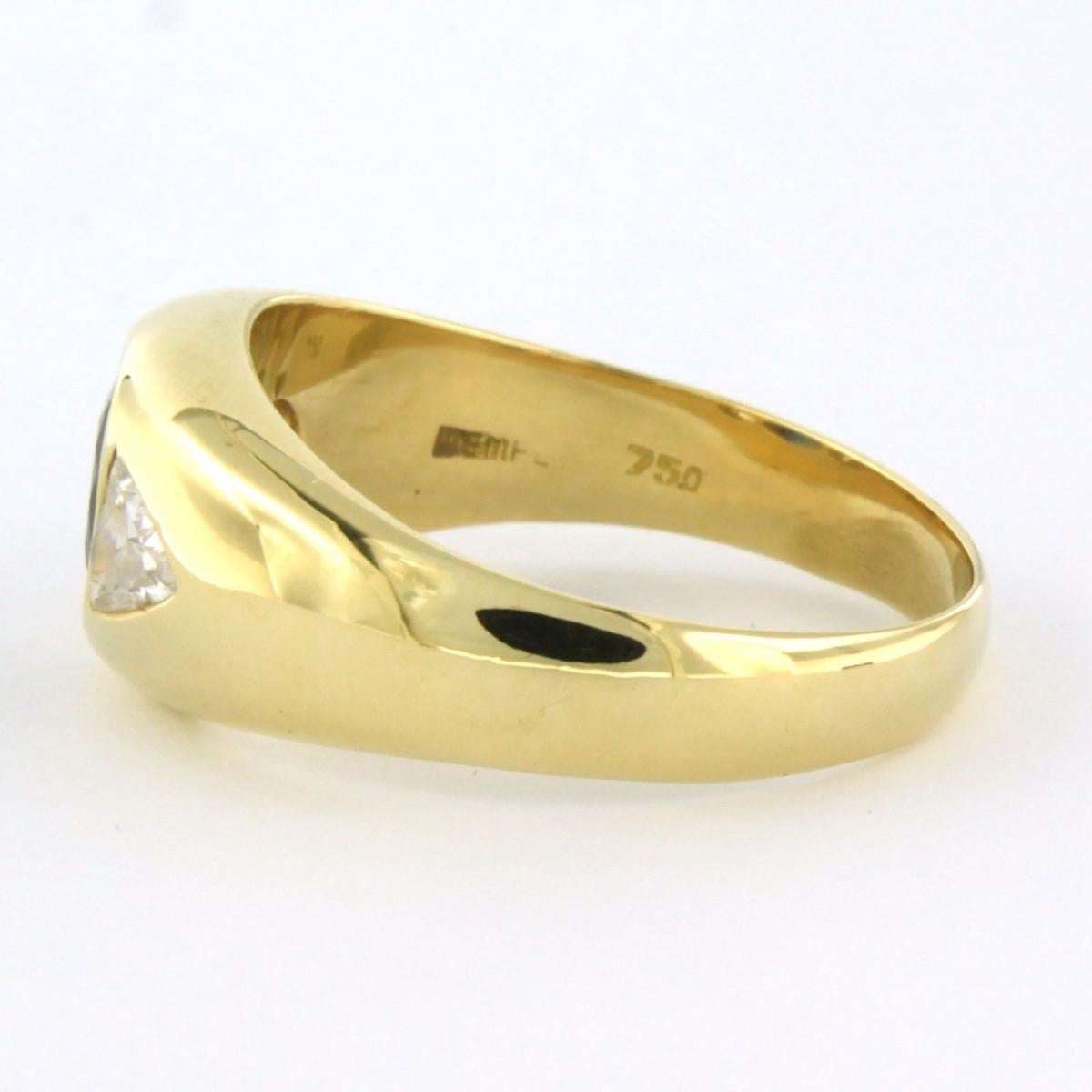 Men's WEMPE - 18k yellow gold ring set with sapphire 1.10ct and triangle cut diamond For Sale