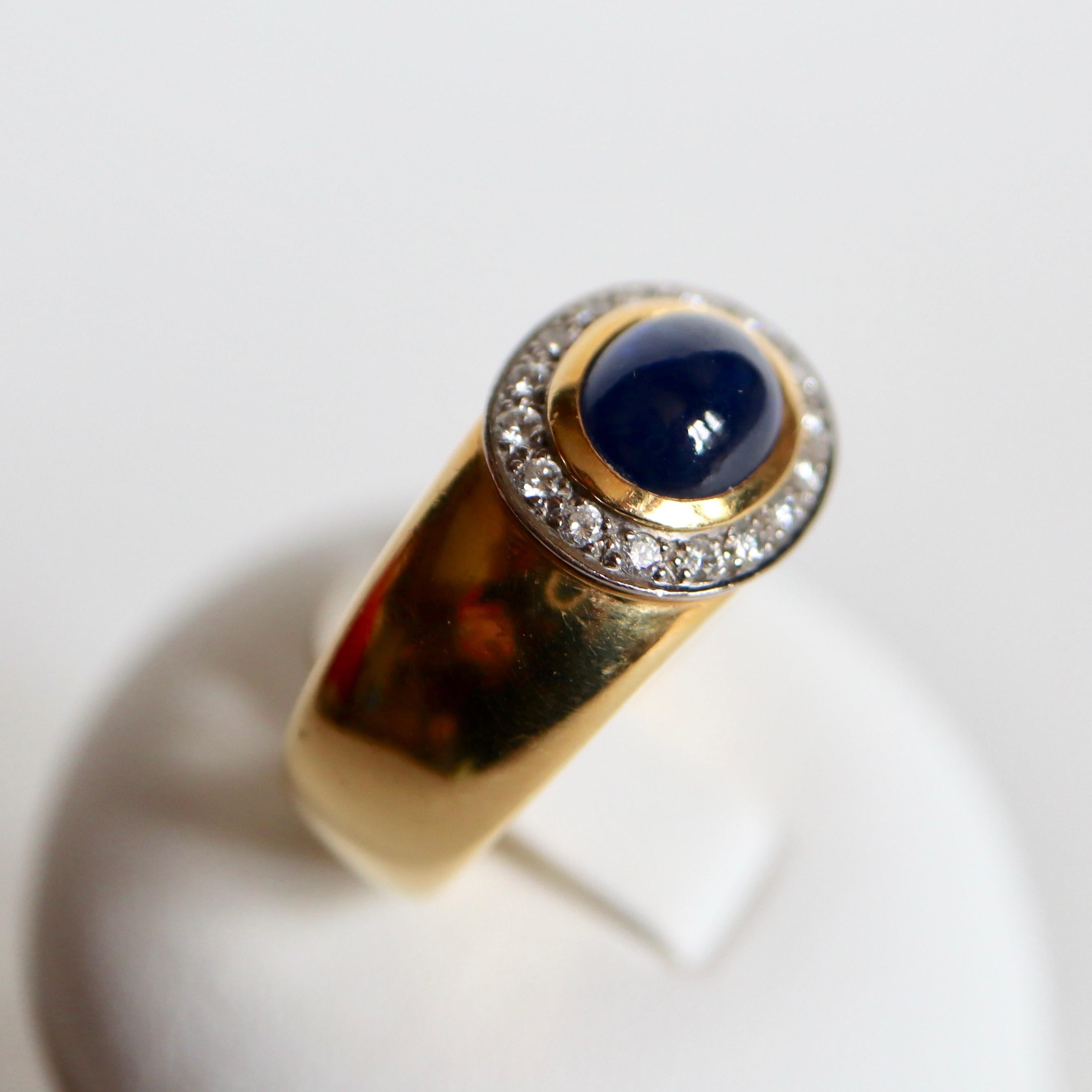 Wempe Ring in 18 Carat Yellow and White Gold Sapphire Cabochon and Diamonds 1