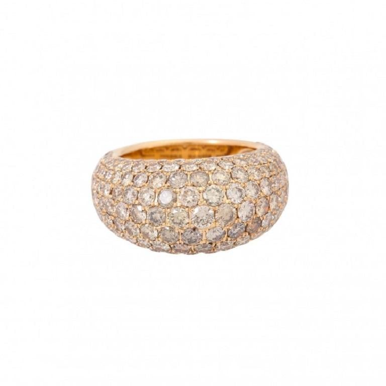 18K RG, 14 g, RW: 58, early 21st century, signs of wear, original invoice enclosed, NP converted, from $ approx. €8,420 (2007), with Wempe certificate.

Ring with brilliant-cut diamonds totally. approx. 7.1 ct, brown/VS, 18K red gold, 14 g, ring