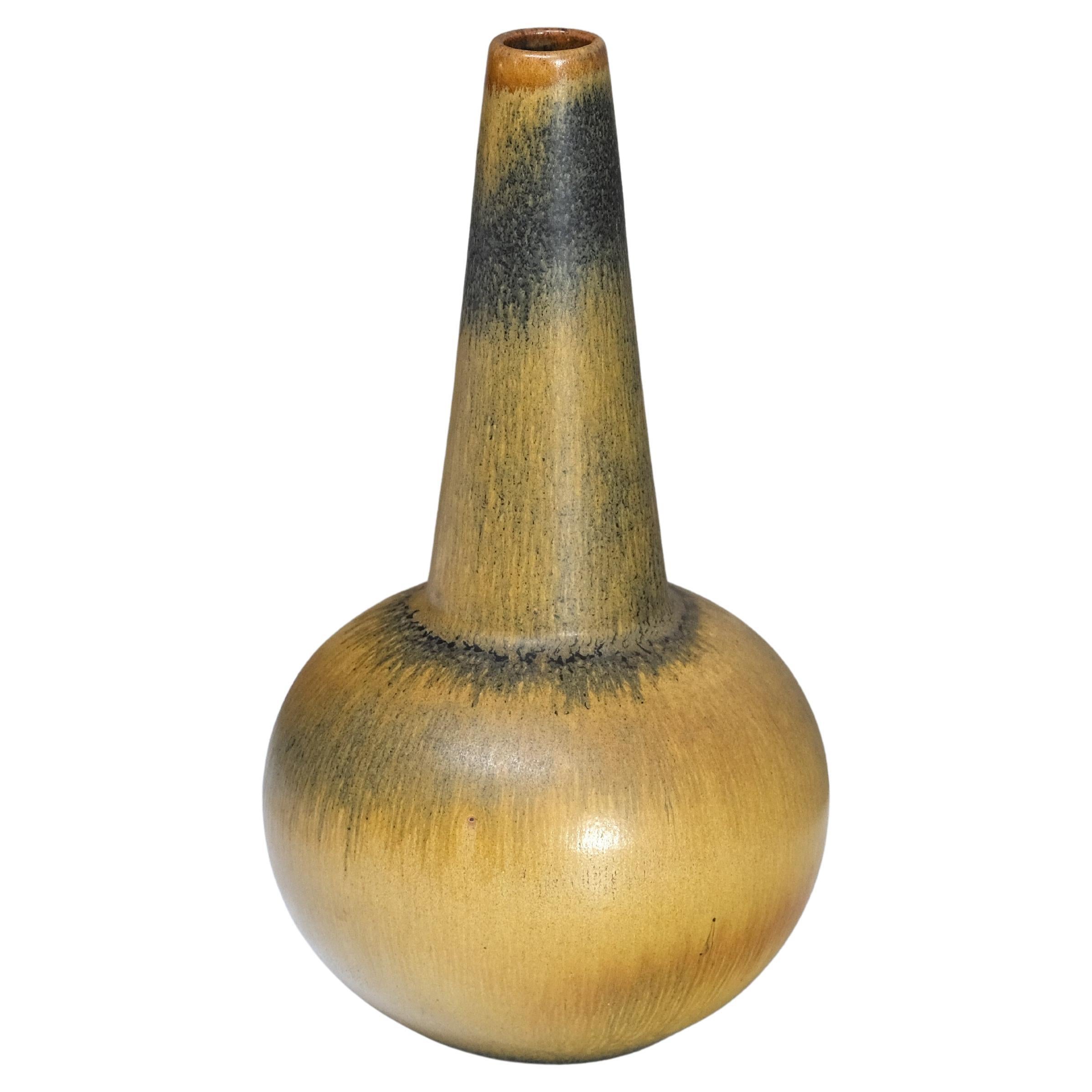Vaso in gres di Wendelin Stahl, smalto giallo e nero con pelliccia di lepre, Germania, anni '60 in vendita