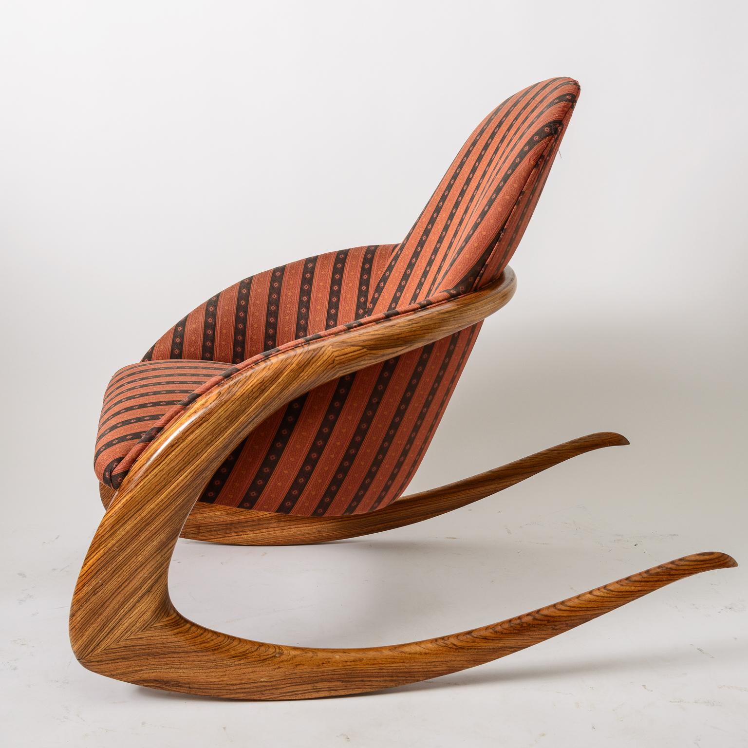 Fauteuil à bascule Wendell Castle Crescent en vente 2