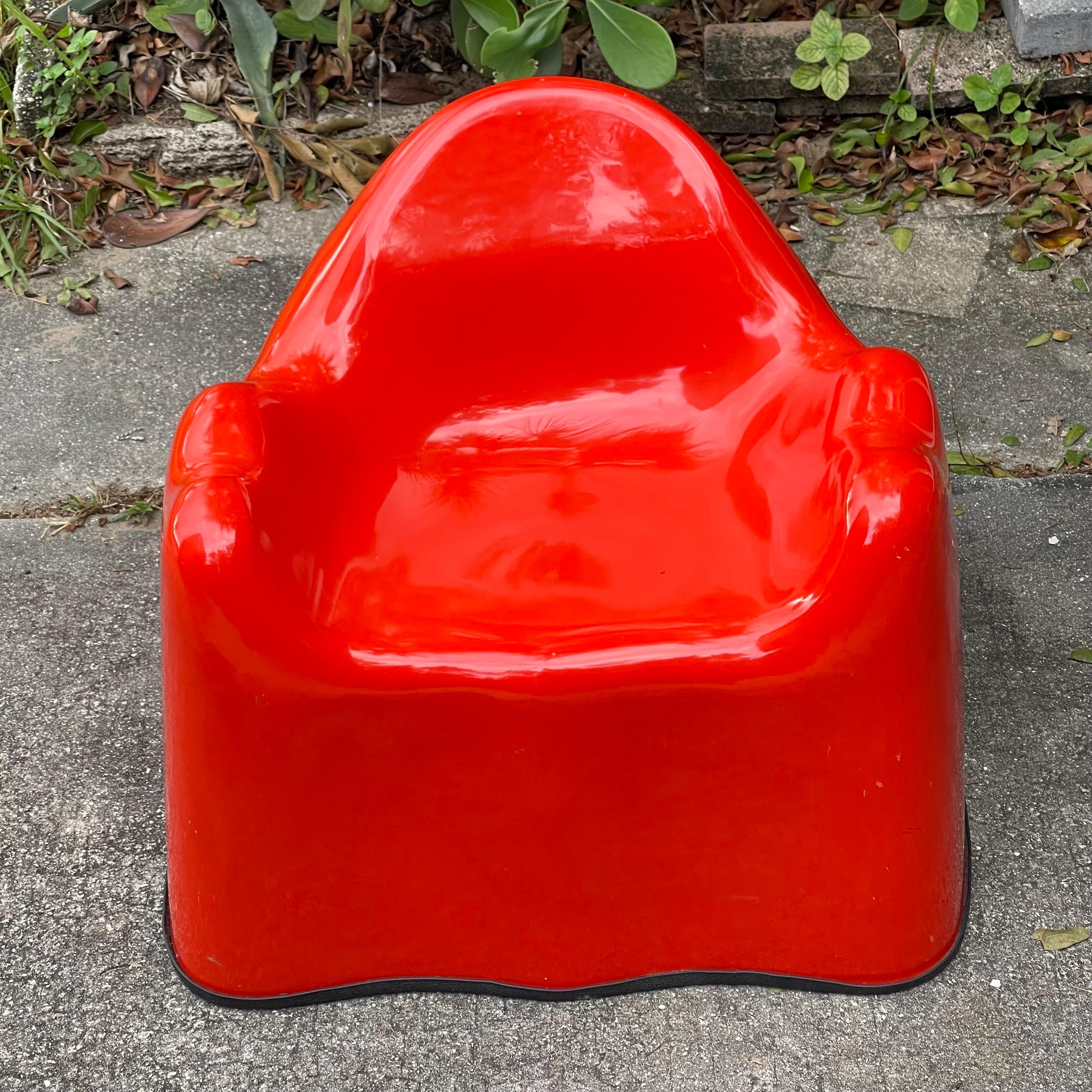 Child’s Size Wendell Castle Fiberglass Molar Chair For Sale 9