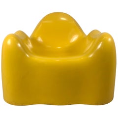 Wendell Castle Molar Chair, Yellow Gel Coat Fiberglass, 1969