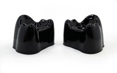 Wendell Castle Molar Settee et paire de chaises, finition originale de manteau noir à la gélatine