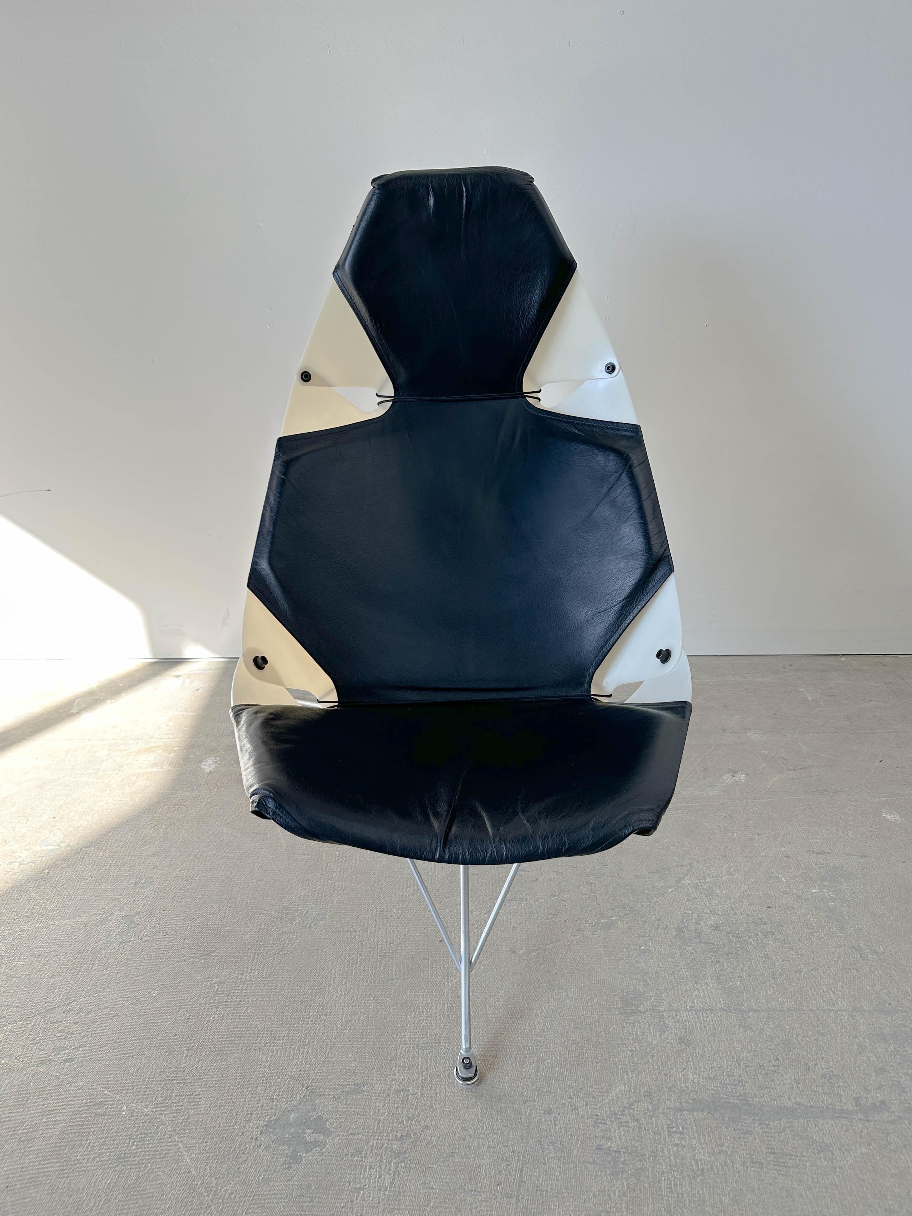 Mid-Century Modern Wendell Lovett Bikini Chair For Sale